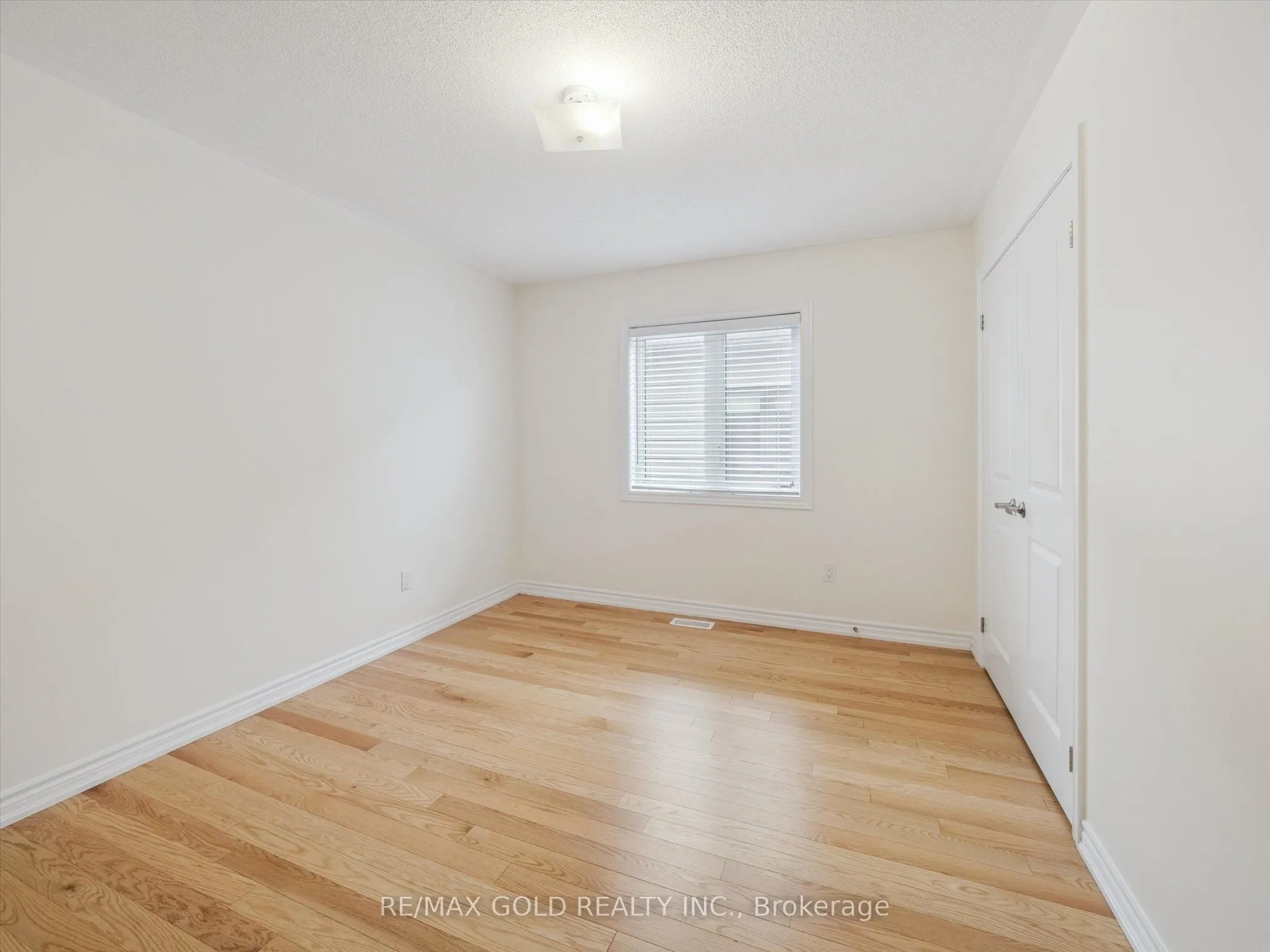 6 Bannister Road, #Upper