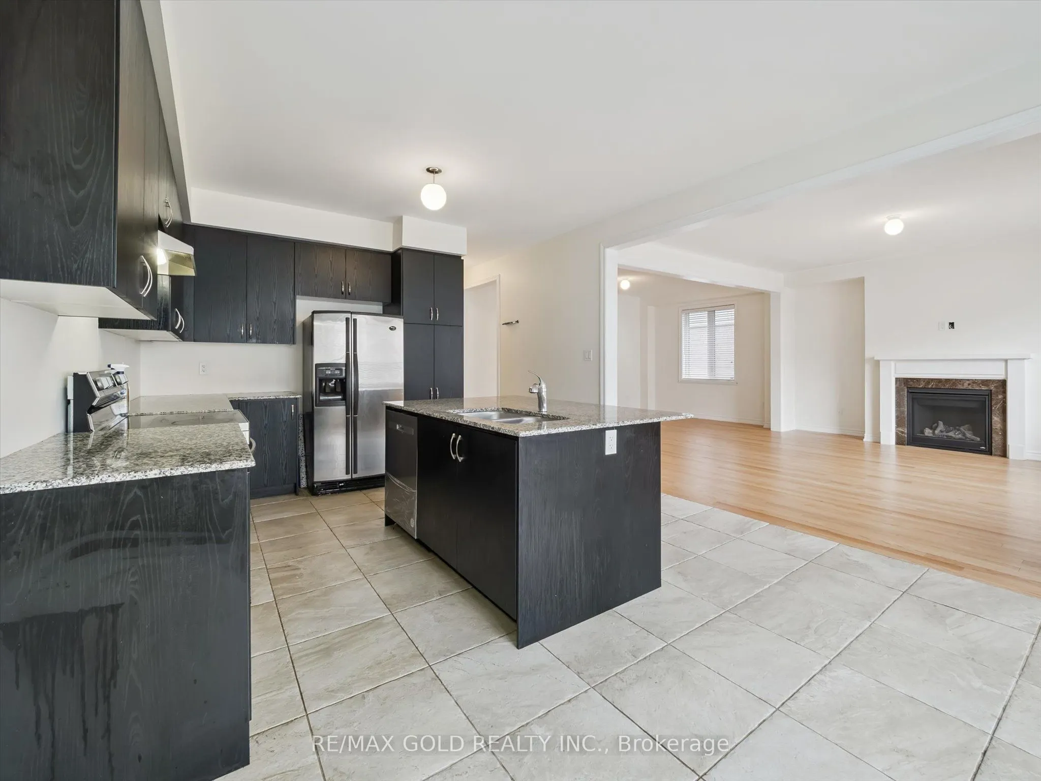 6 Bannister Road, #Upper