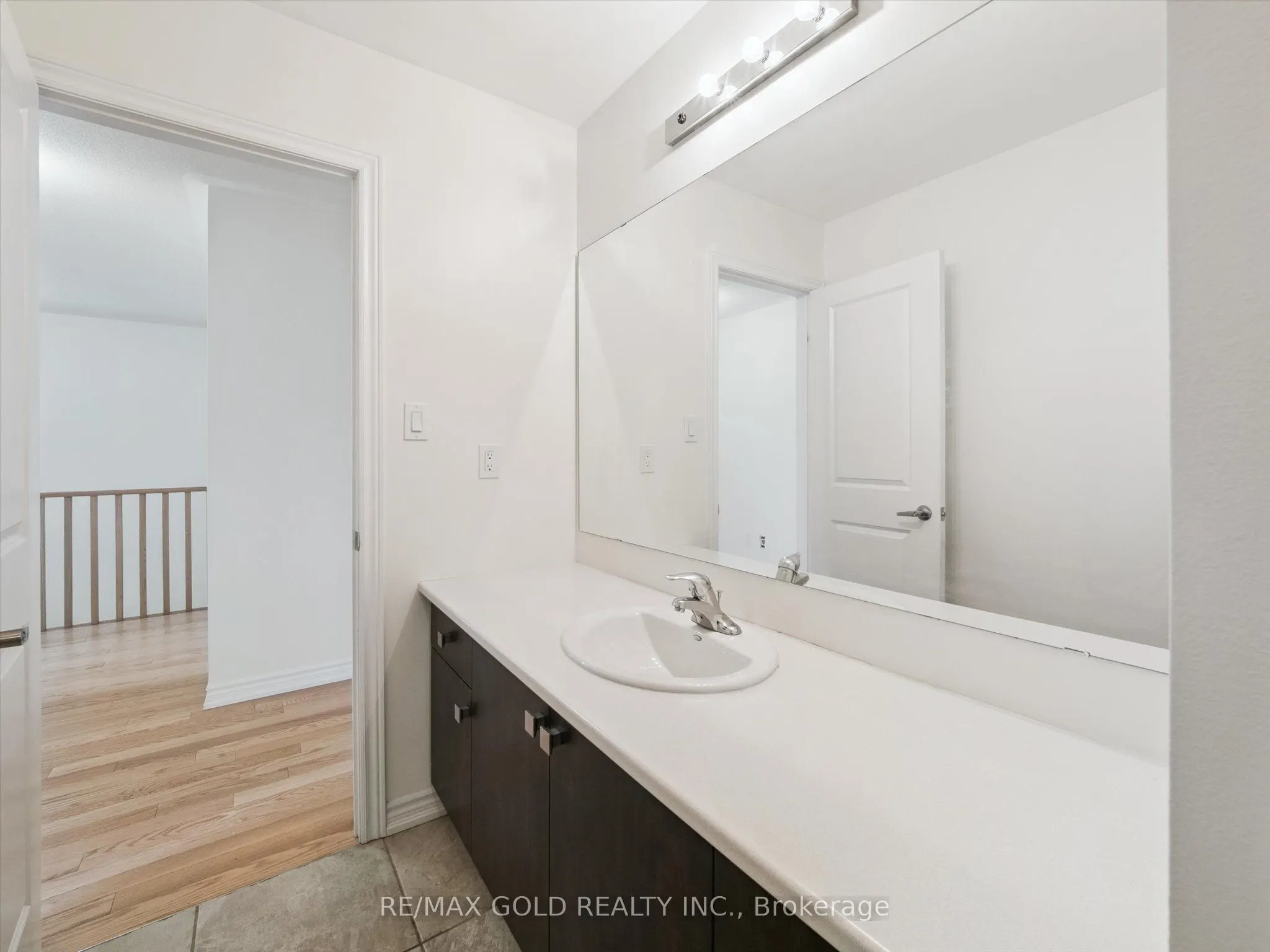6 Bannister Road, #Upper
