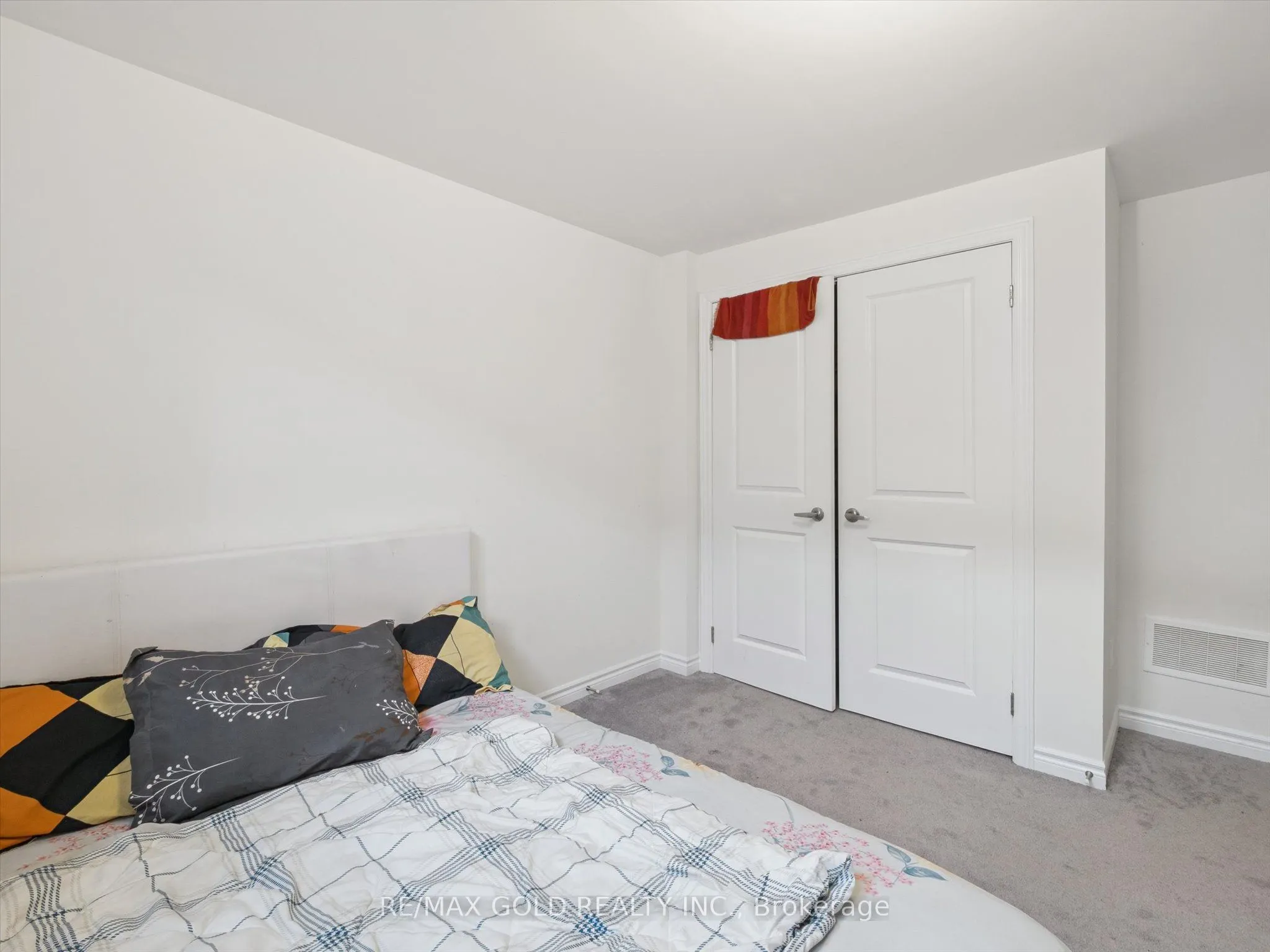 6 Bannister Road, #Bsmt