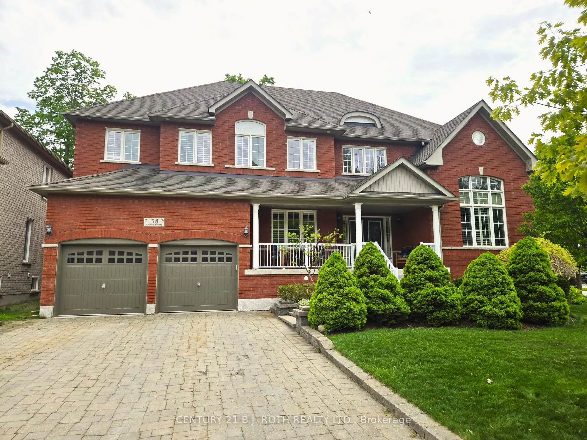 38 Camelot Square