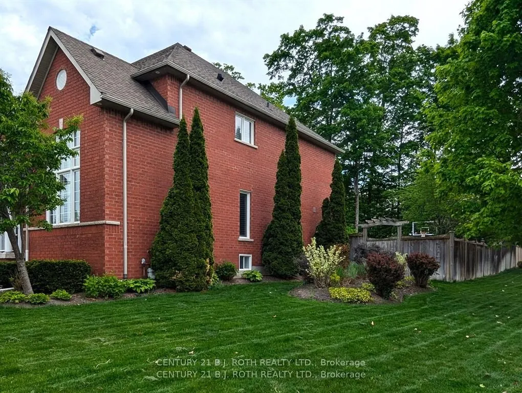 38 Camelot Square