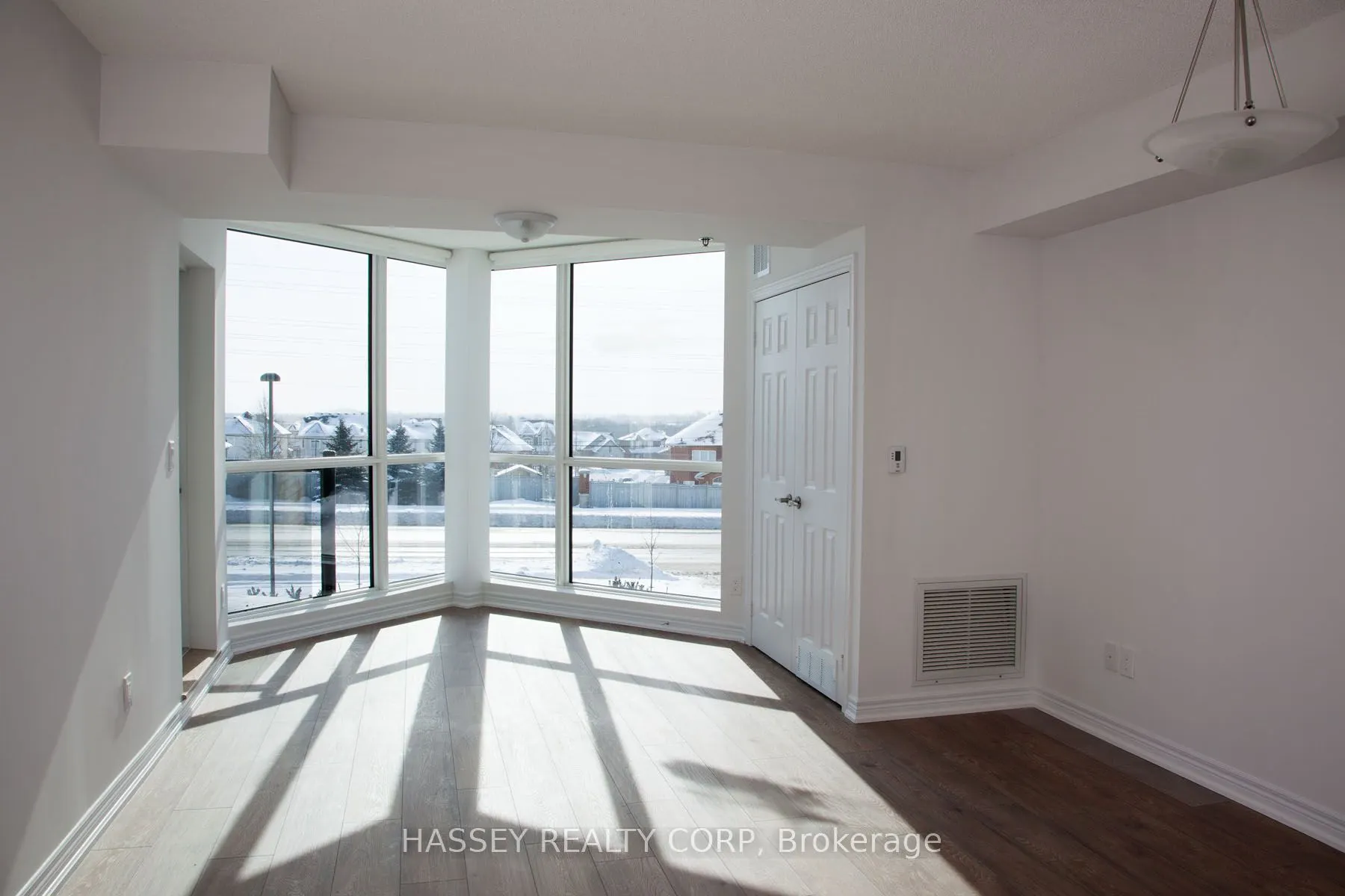 12 Royal Parkside Drive, #204