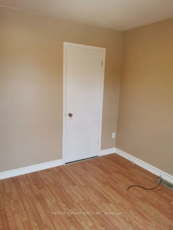 89 Westmount Drive S, #1
