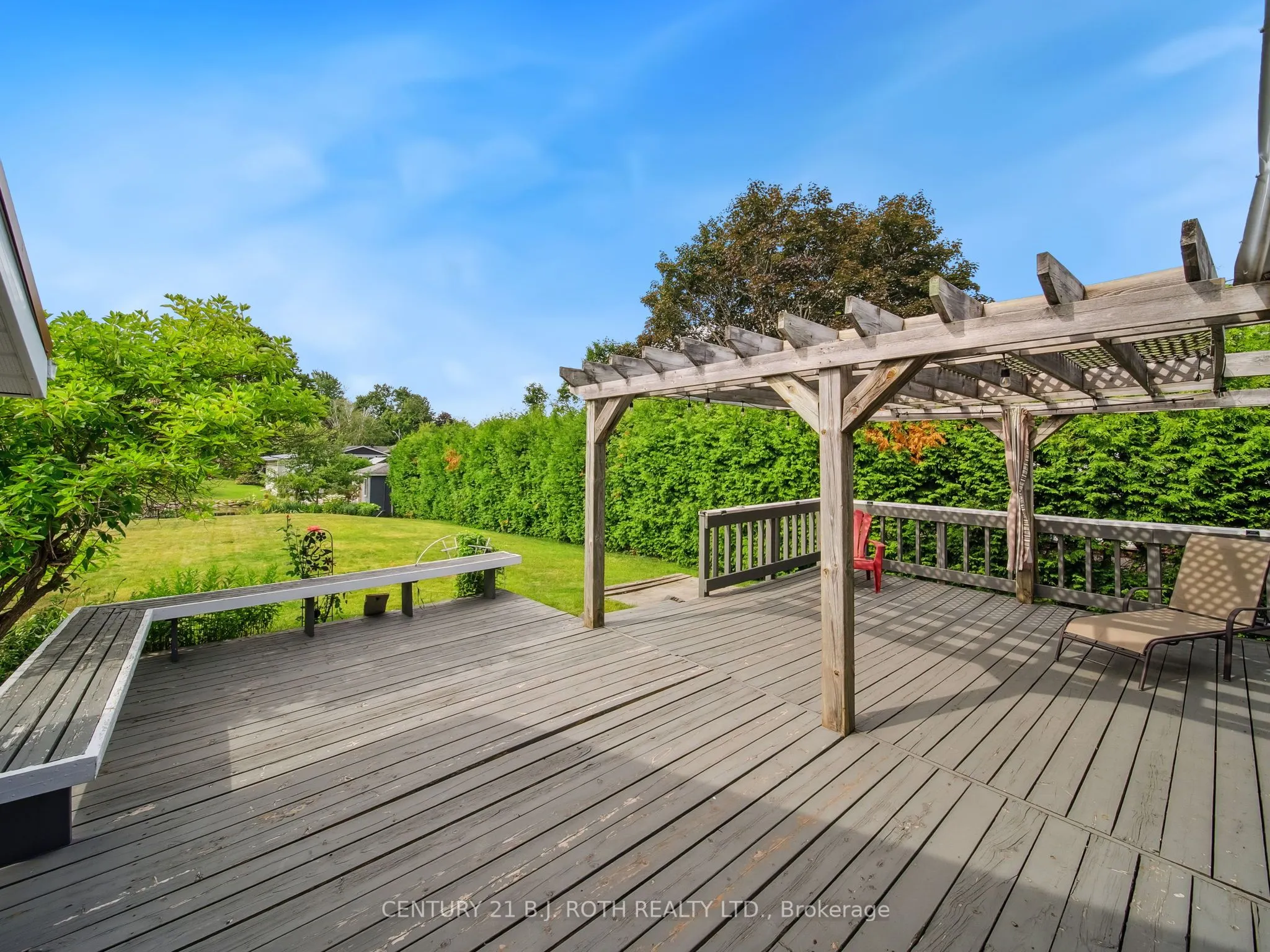 1415 Cunningham Crescent