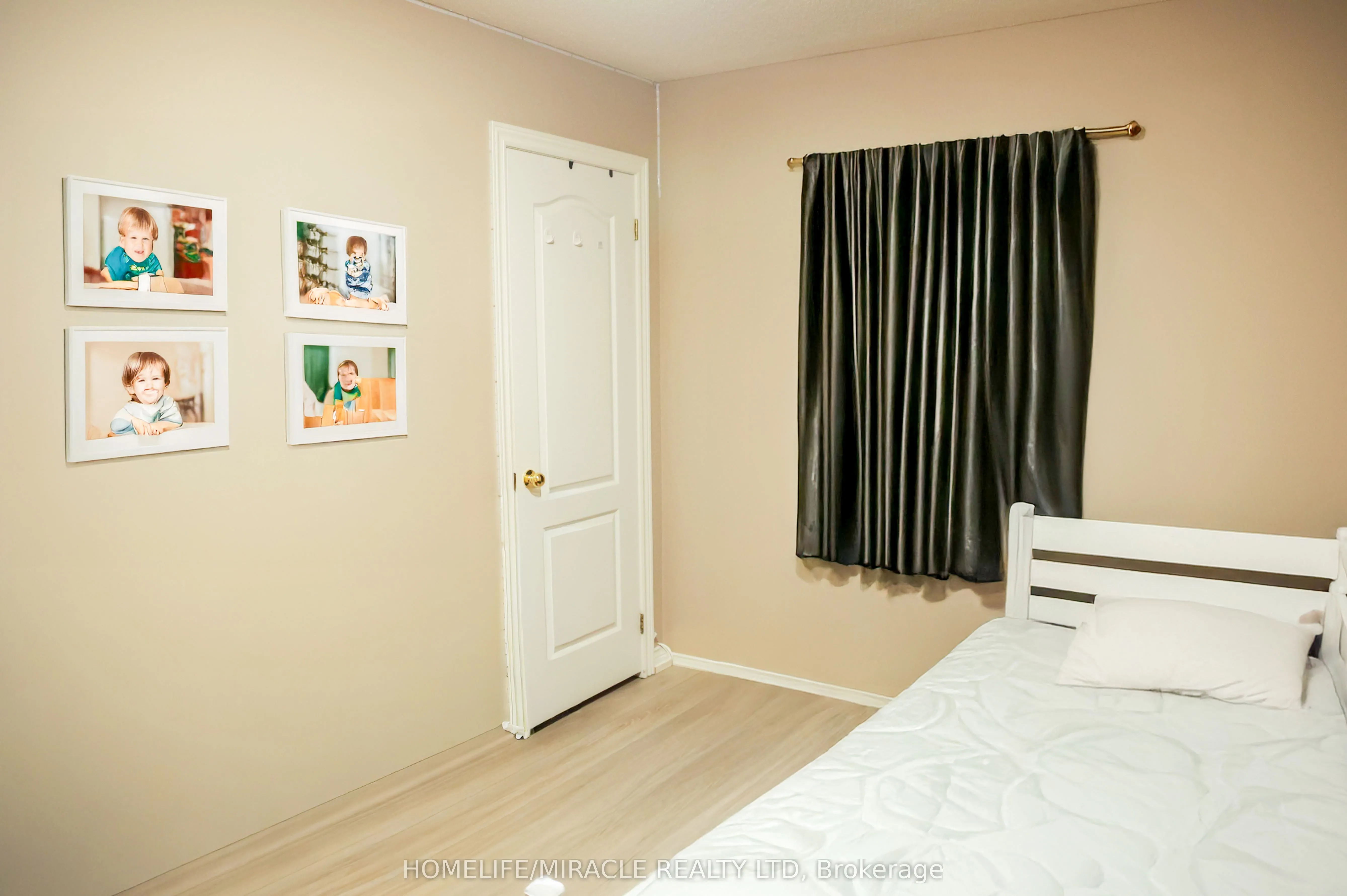 67 Stollar Boulevard W