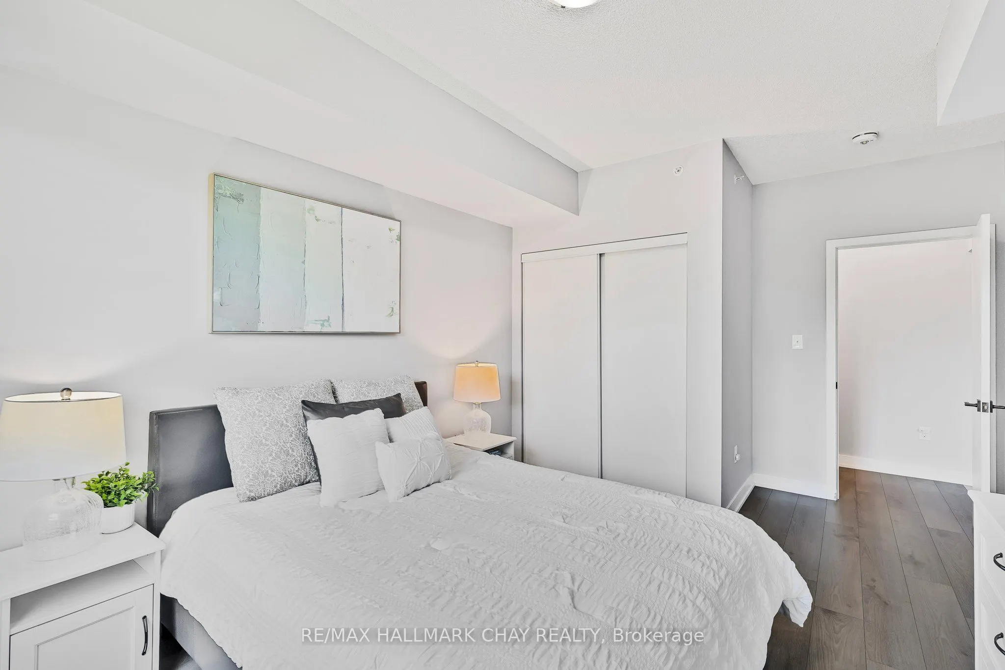 5 Chef Lane, #208