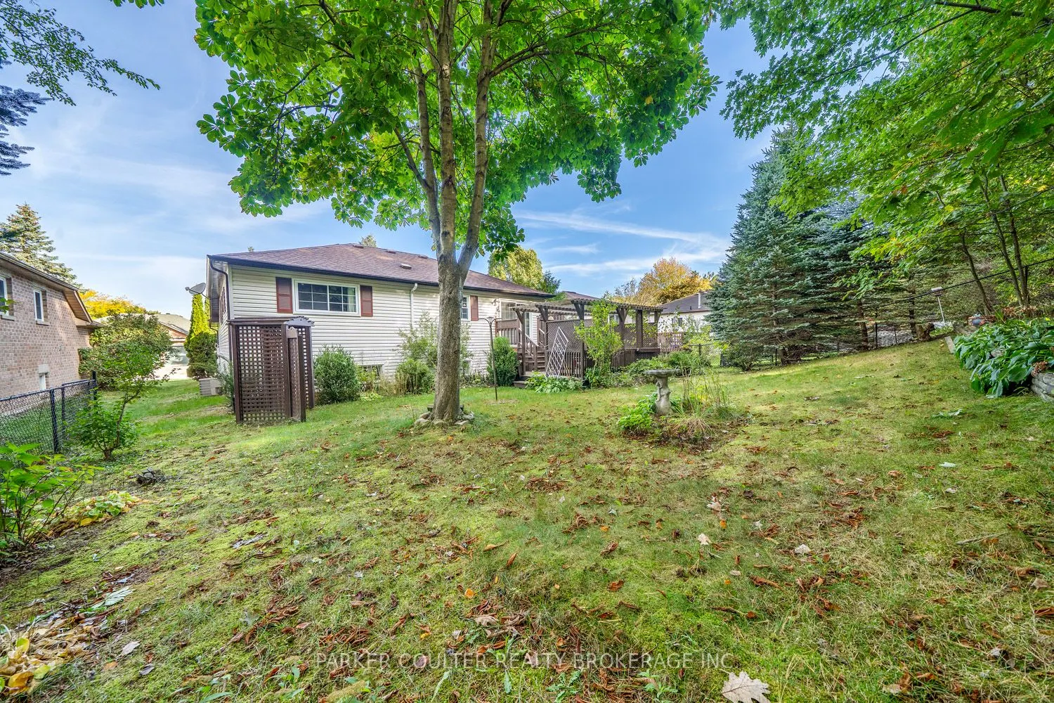 73 Timberland Crescent