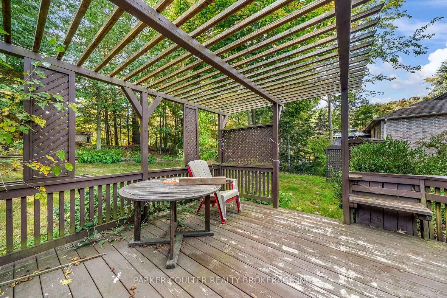 73 Timberland Crescent