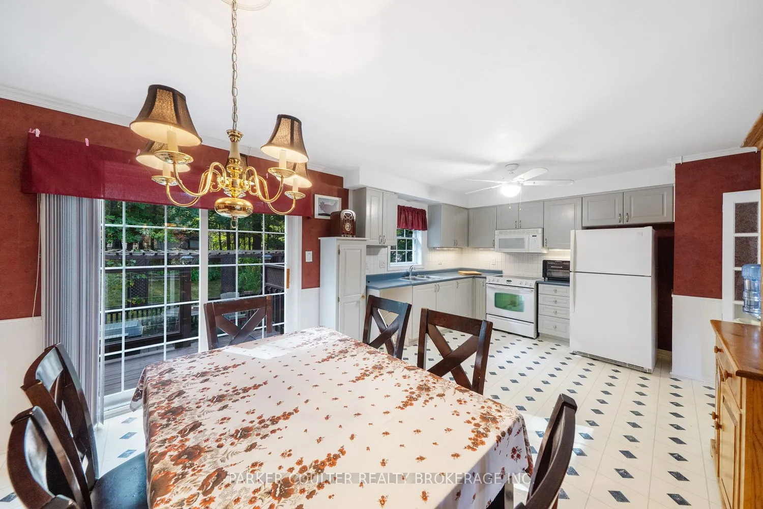 73 Timberland Crescent