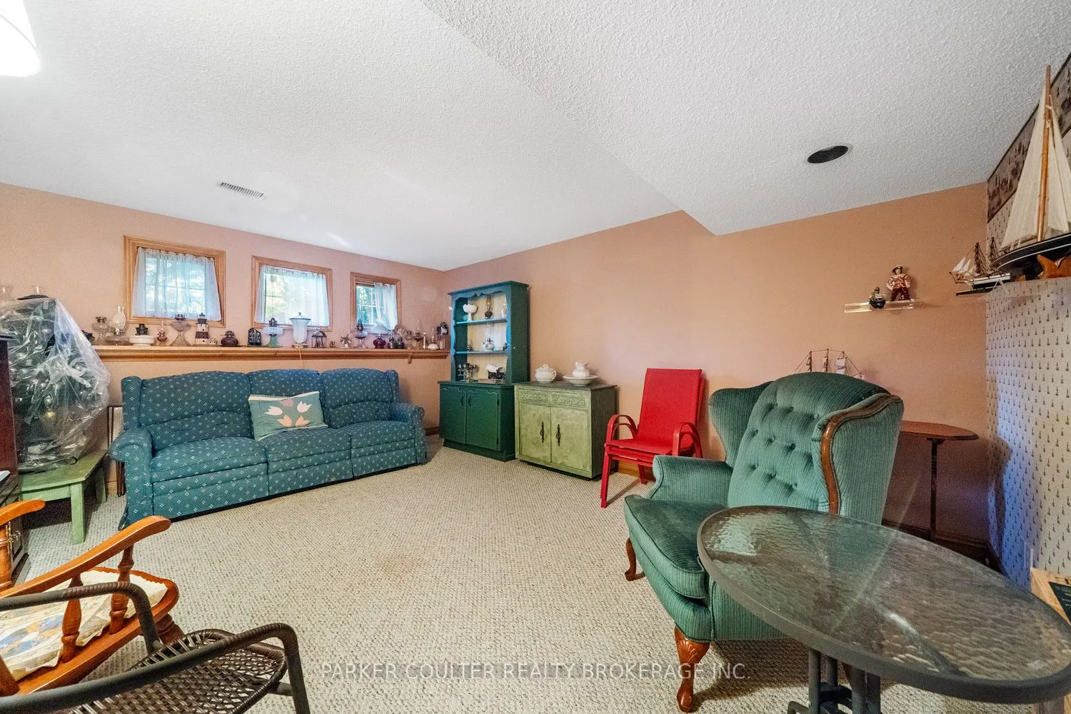 73 Timberland Crescent