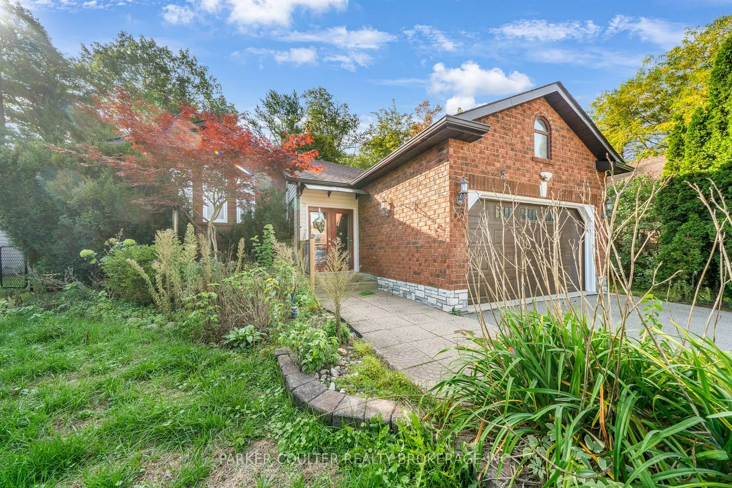 73 Timberland Crescent