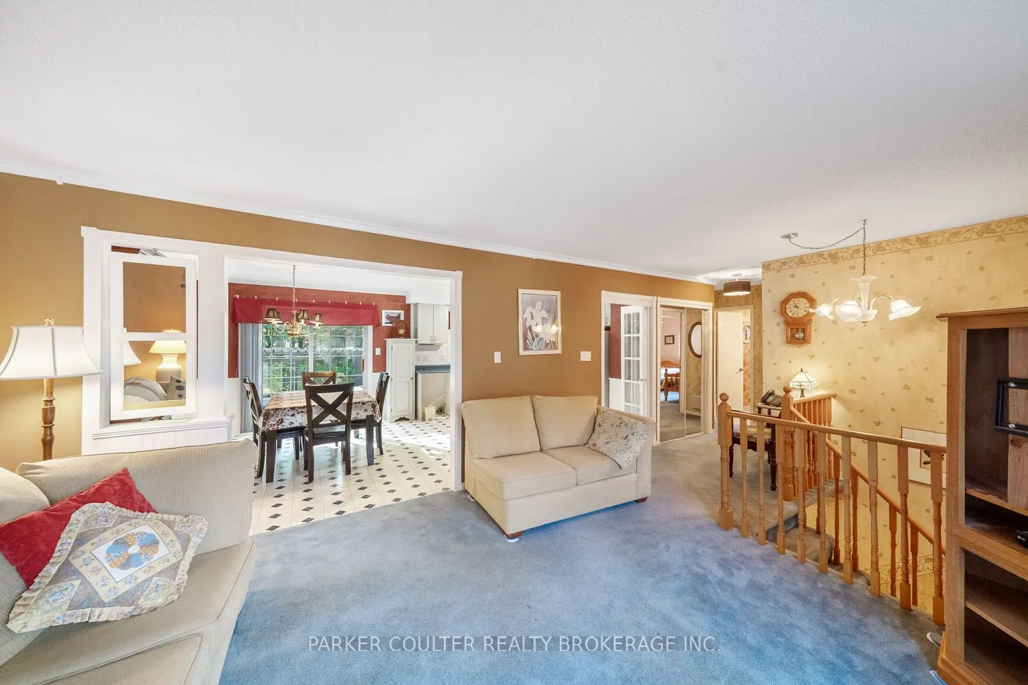 73 Timberland Crescent