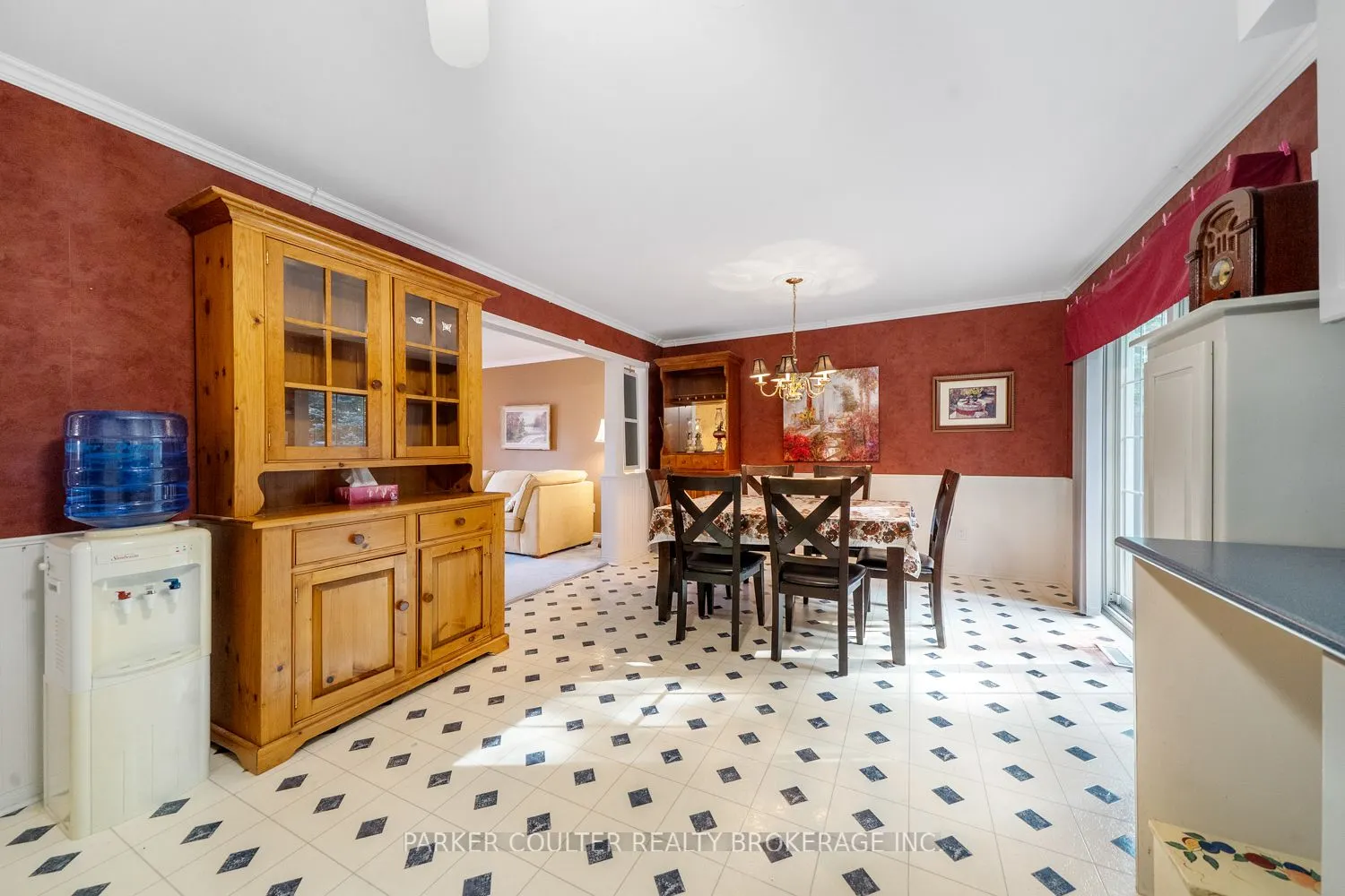 73 Timberland Crescent