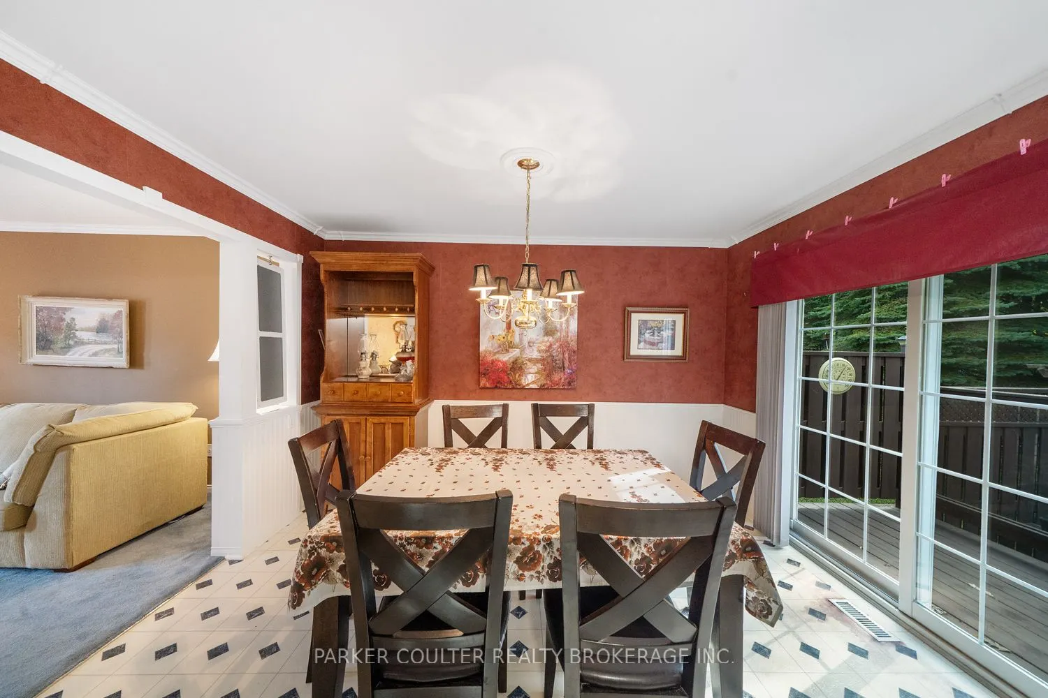 73 Timberland Crescent