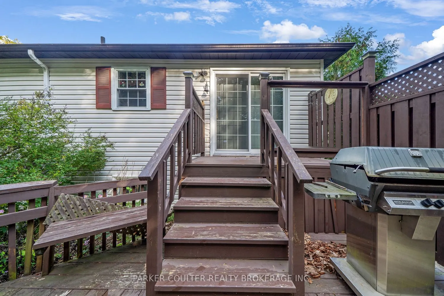 73 Timberland Crescent