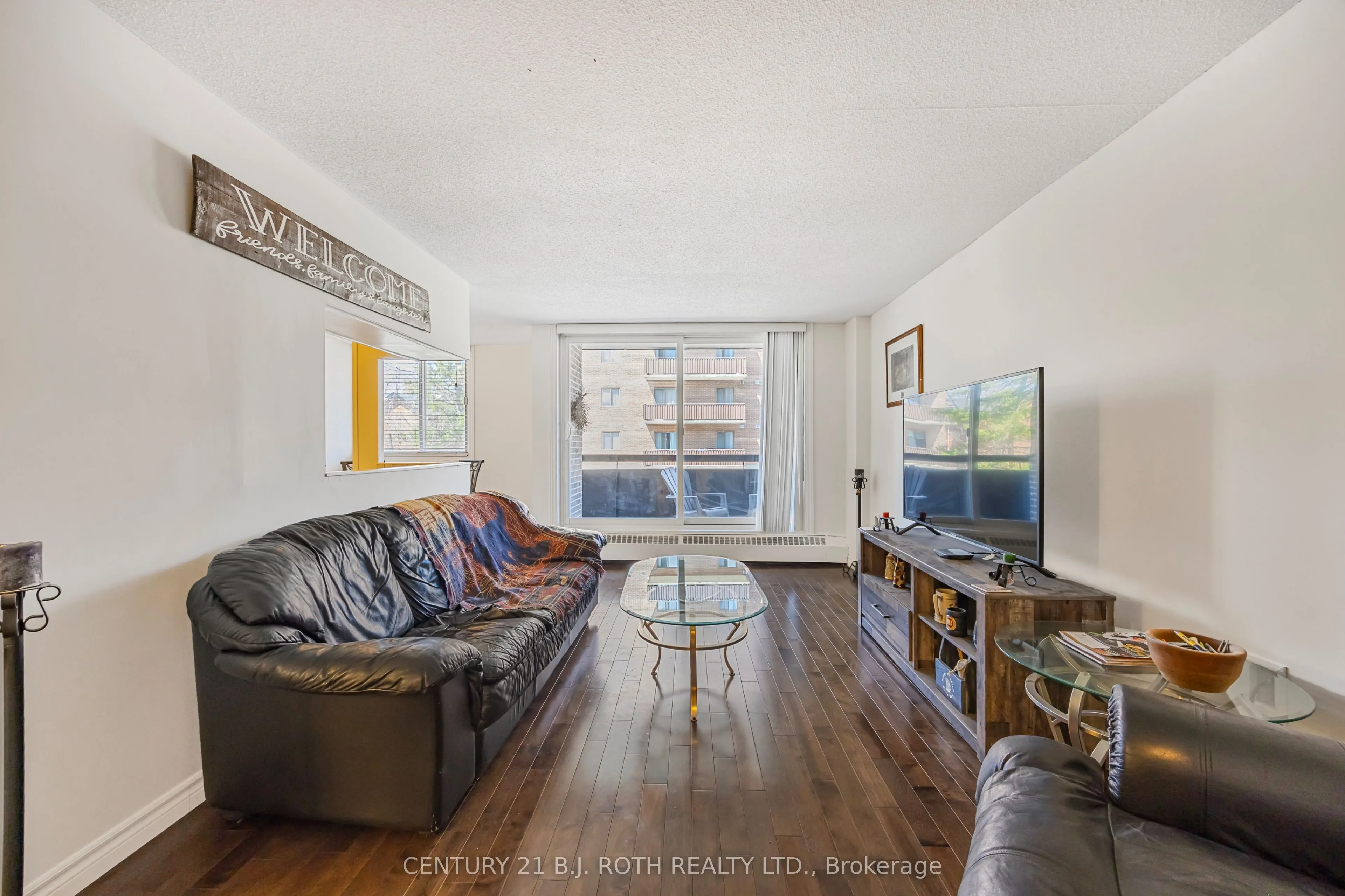 2 Albert Street, #32