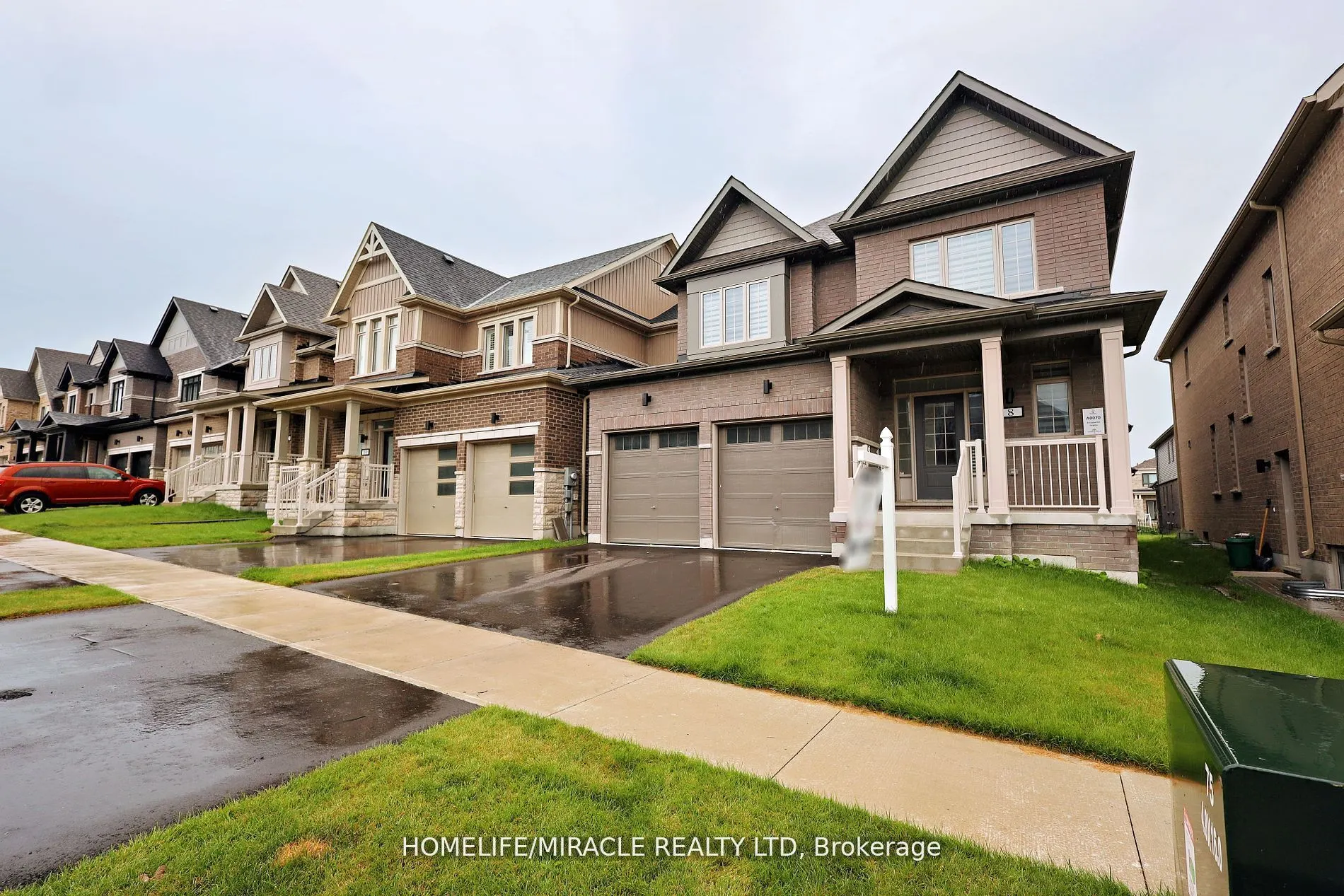 8 Copperhill Heights