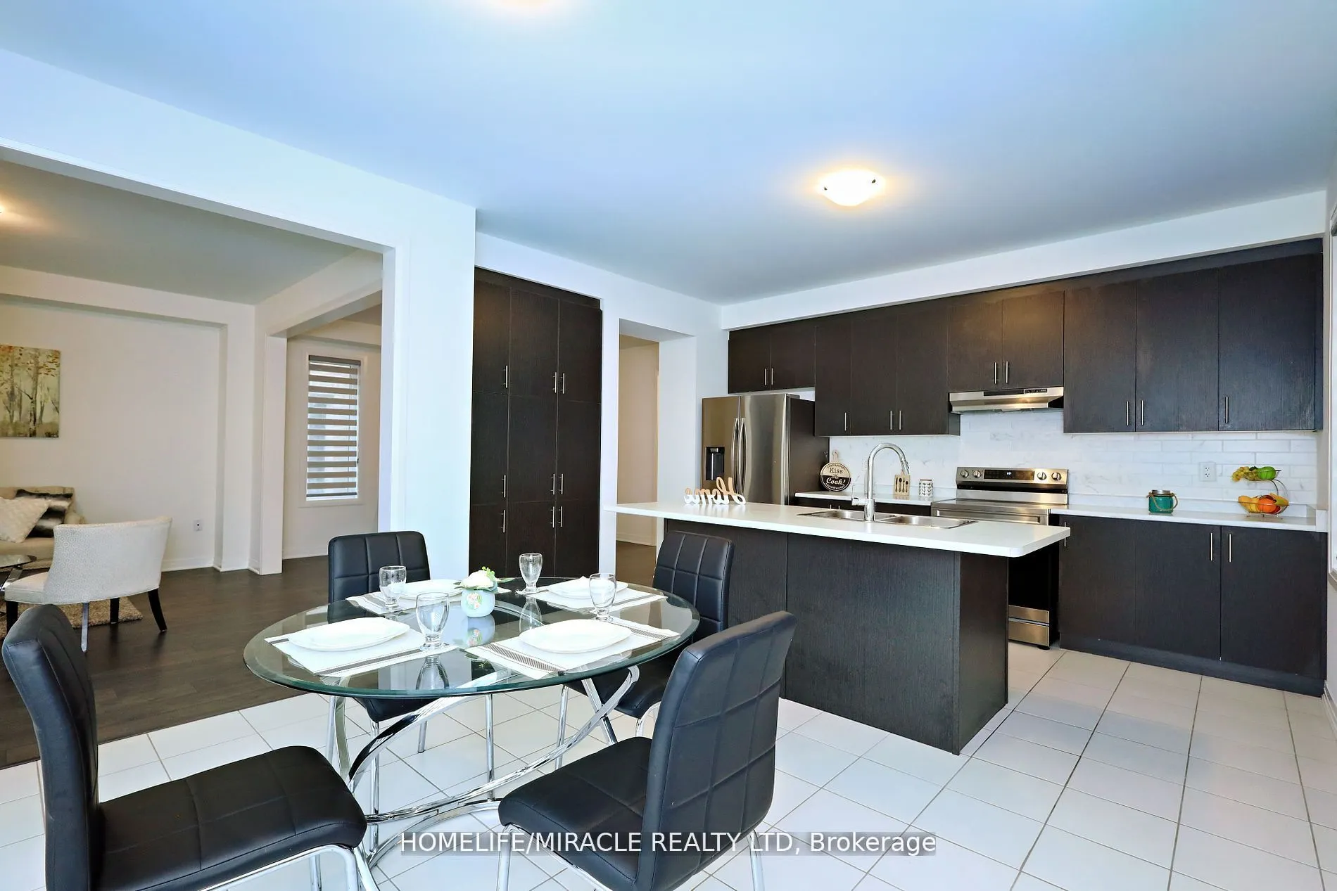 8 Copperhill Heights