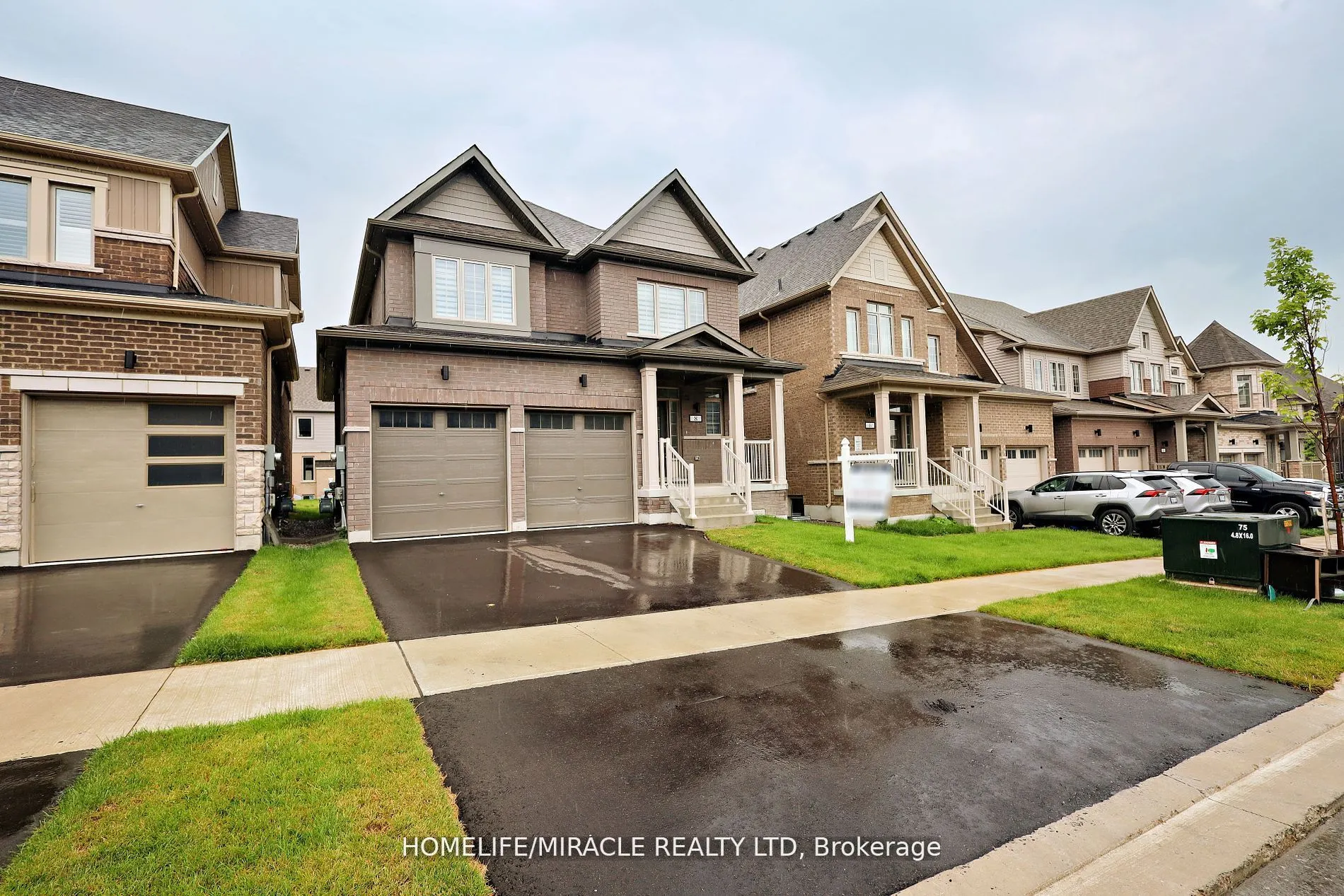 8 Copperhill Heights