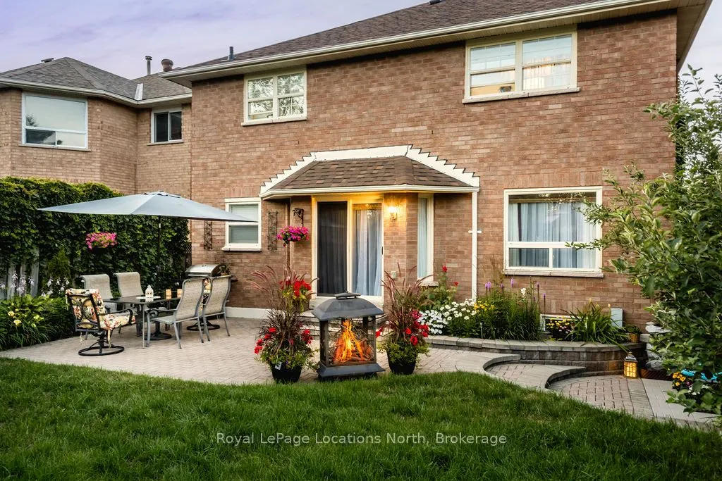 10 BARWICK Drive