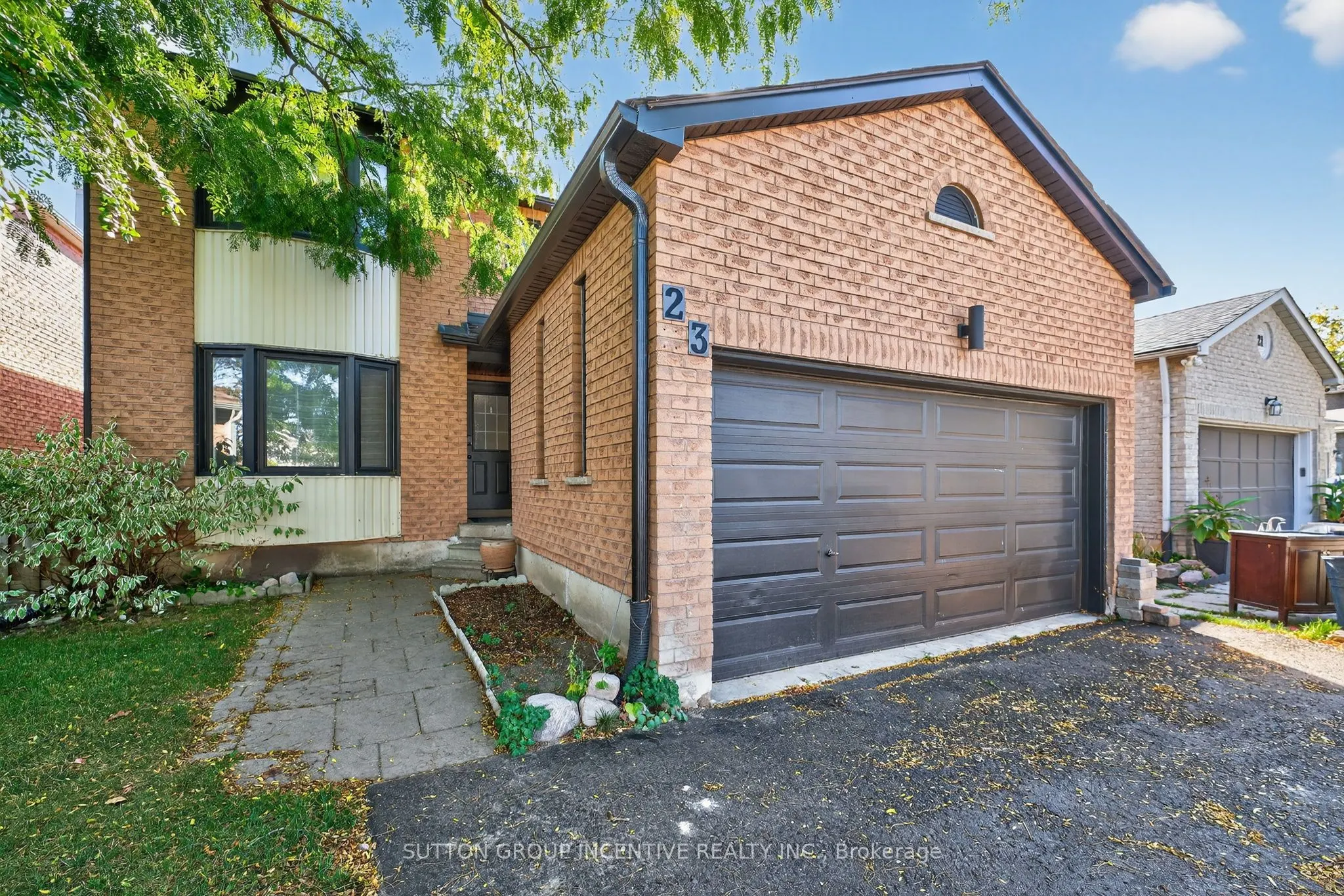 23 Blair Crescent