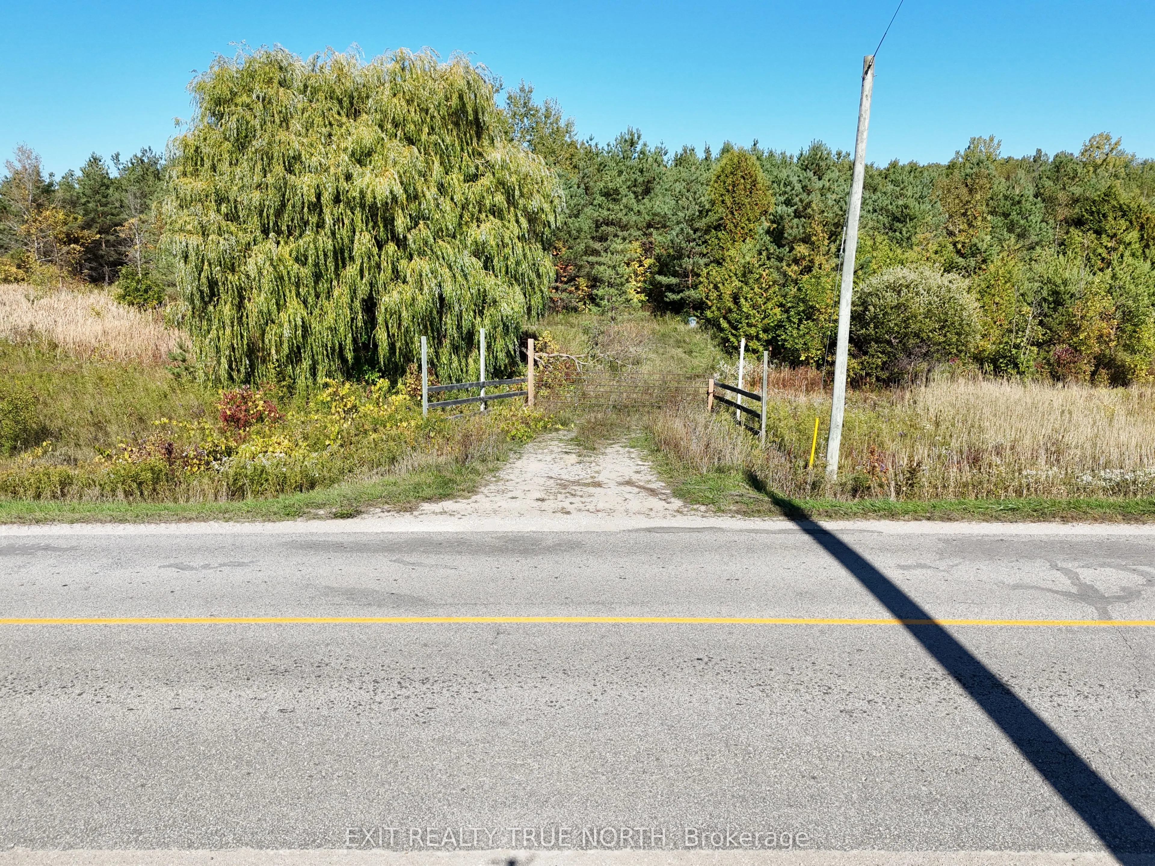 6696 33/34 Nottawasaga Side Road