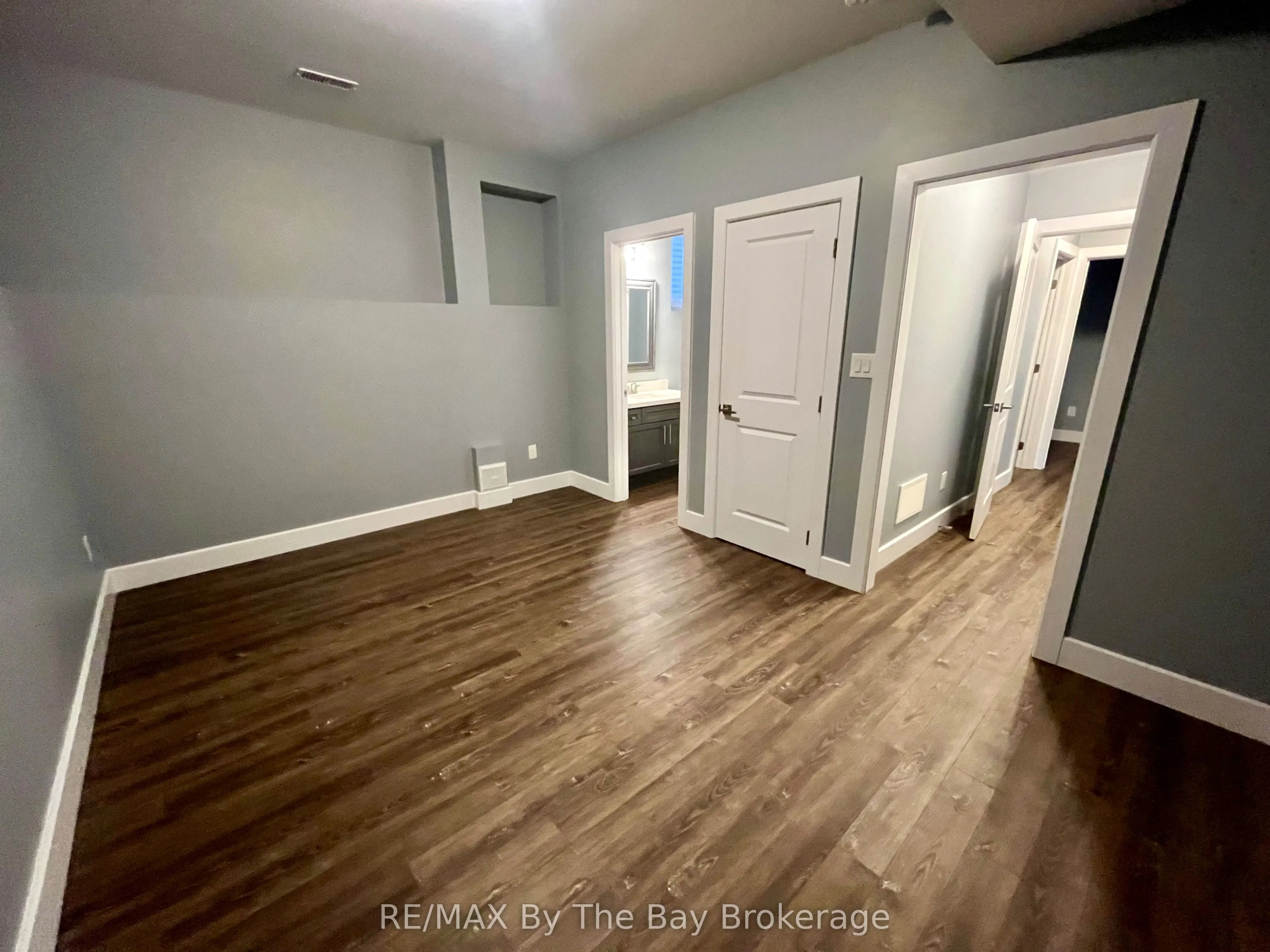 3148 Mosley Street, #BSMT