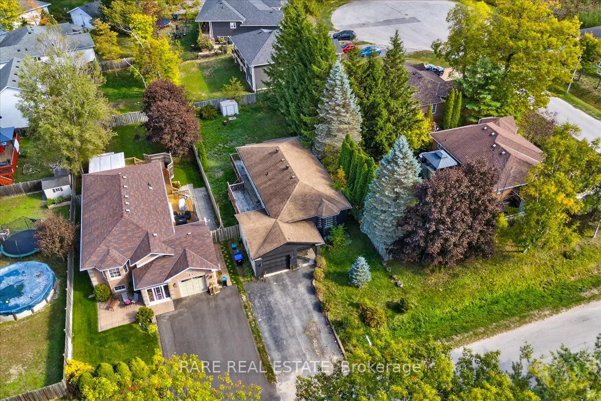 51 SMALLMAN Drive