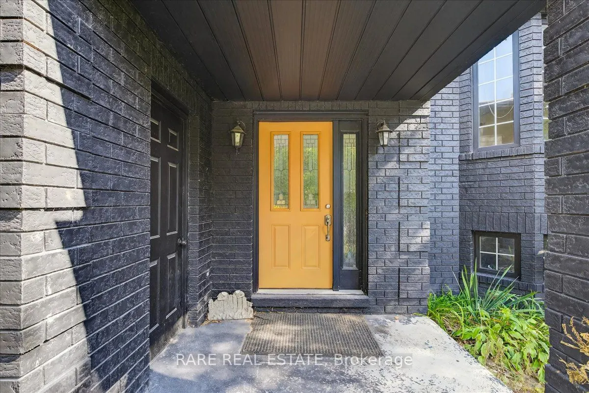 51 SMALLMAN Drive