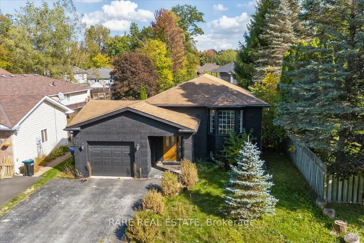 51 SMALLMAN Drive