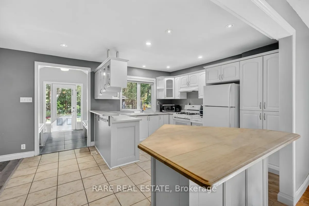 56 SMALLMAN Drive