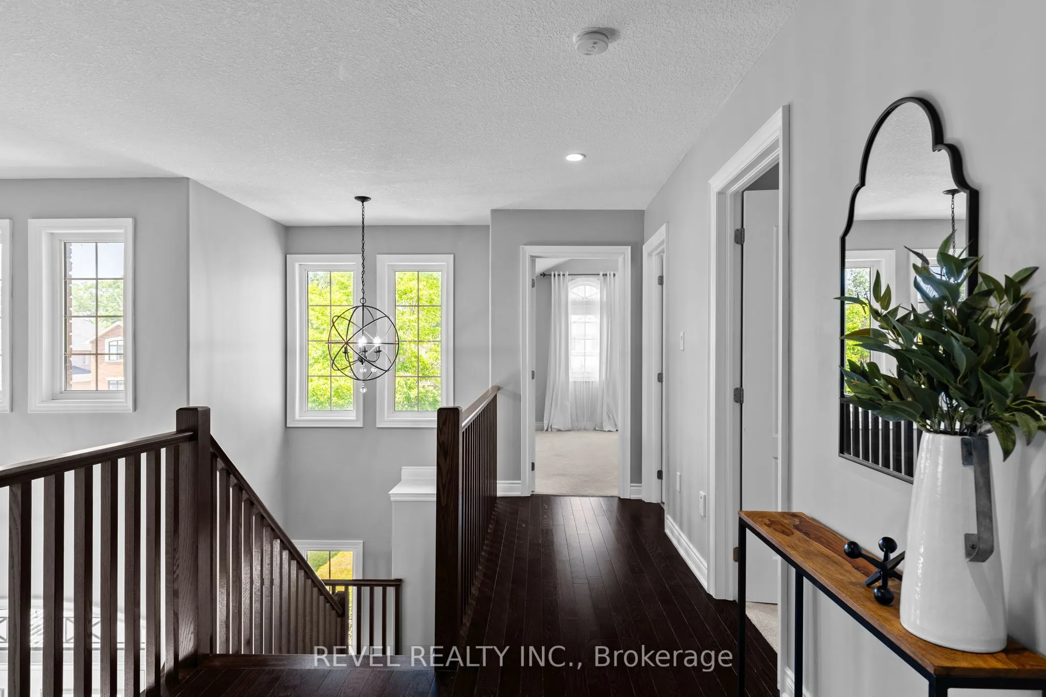 120 Jewel House Lane