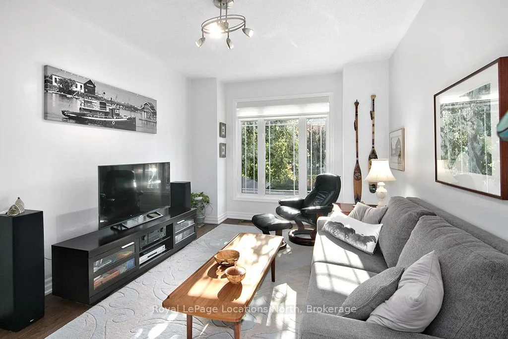 21 Waterside Lane, #21