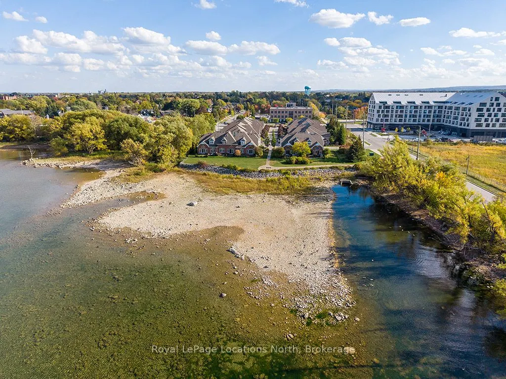 21 Waterside Lane, #21