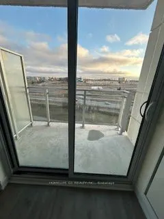 56 Lakeside Terrace, #0914
