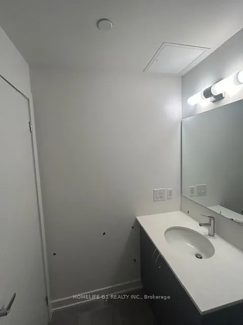 56 Lakeside Terrace, #0914