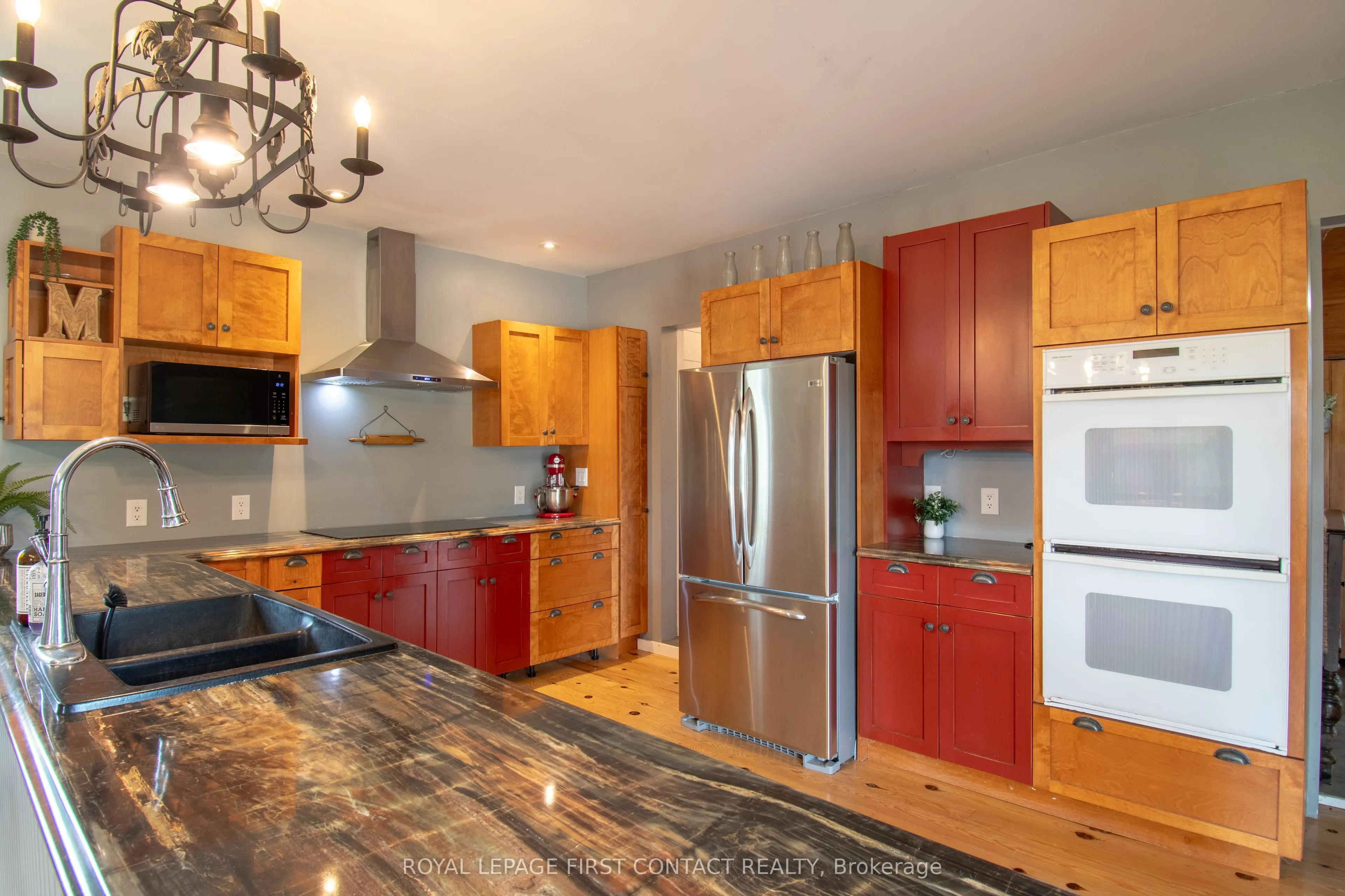 1293 Rainbow Valley Road E