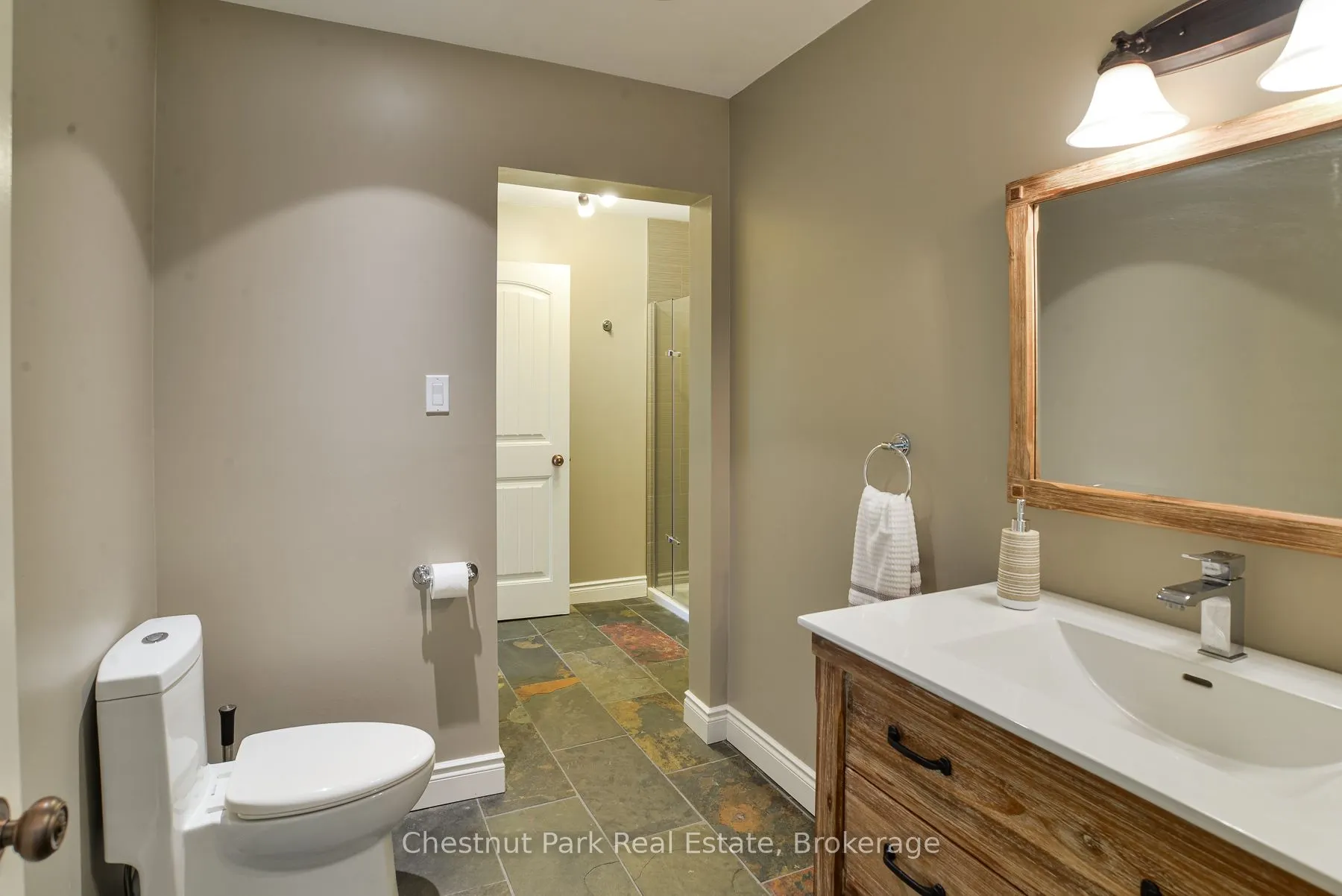 3547 Lauderdale Pt. Crescent