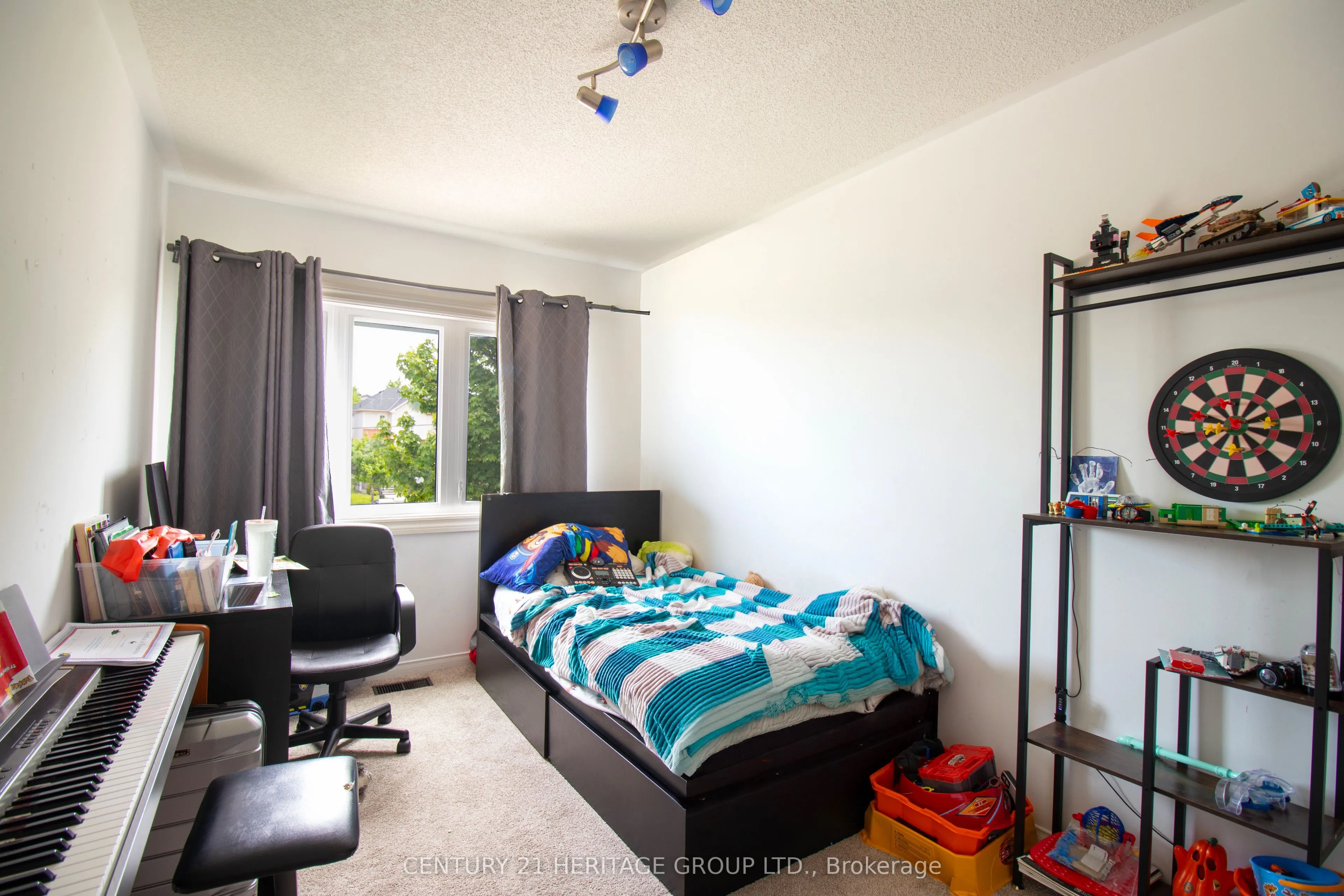 250 Ferndale Drive S