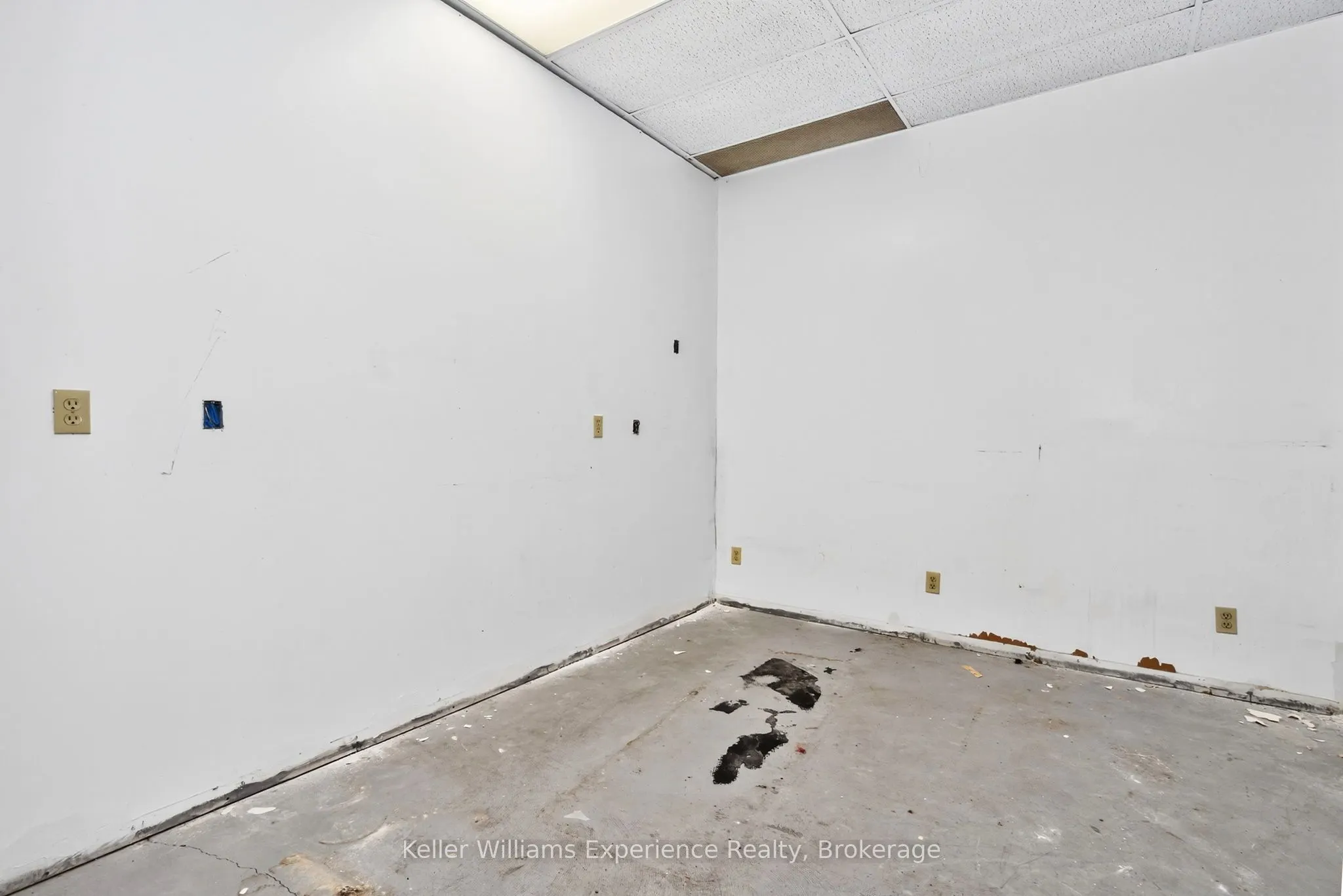 175 Main Street, #3