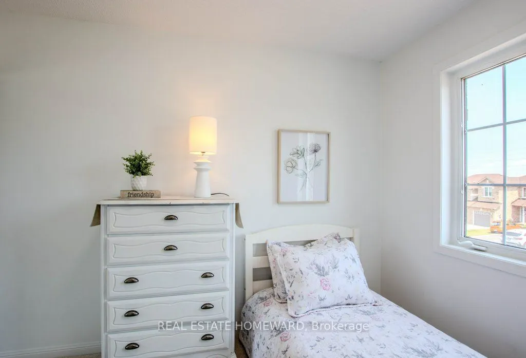 108 Hawthorne Crescent