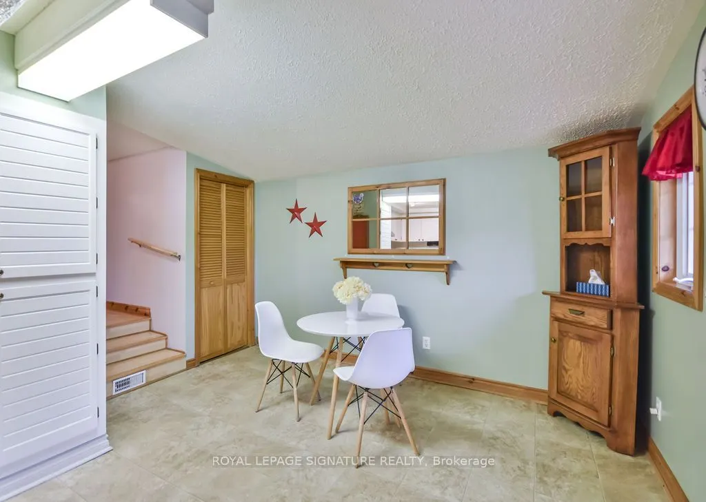 4306 Wainman Line
