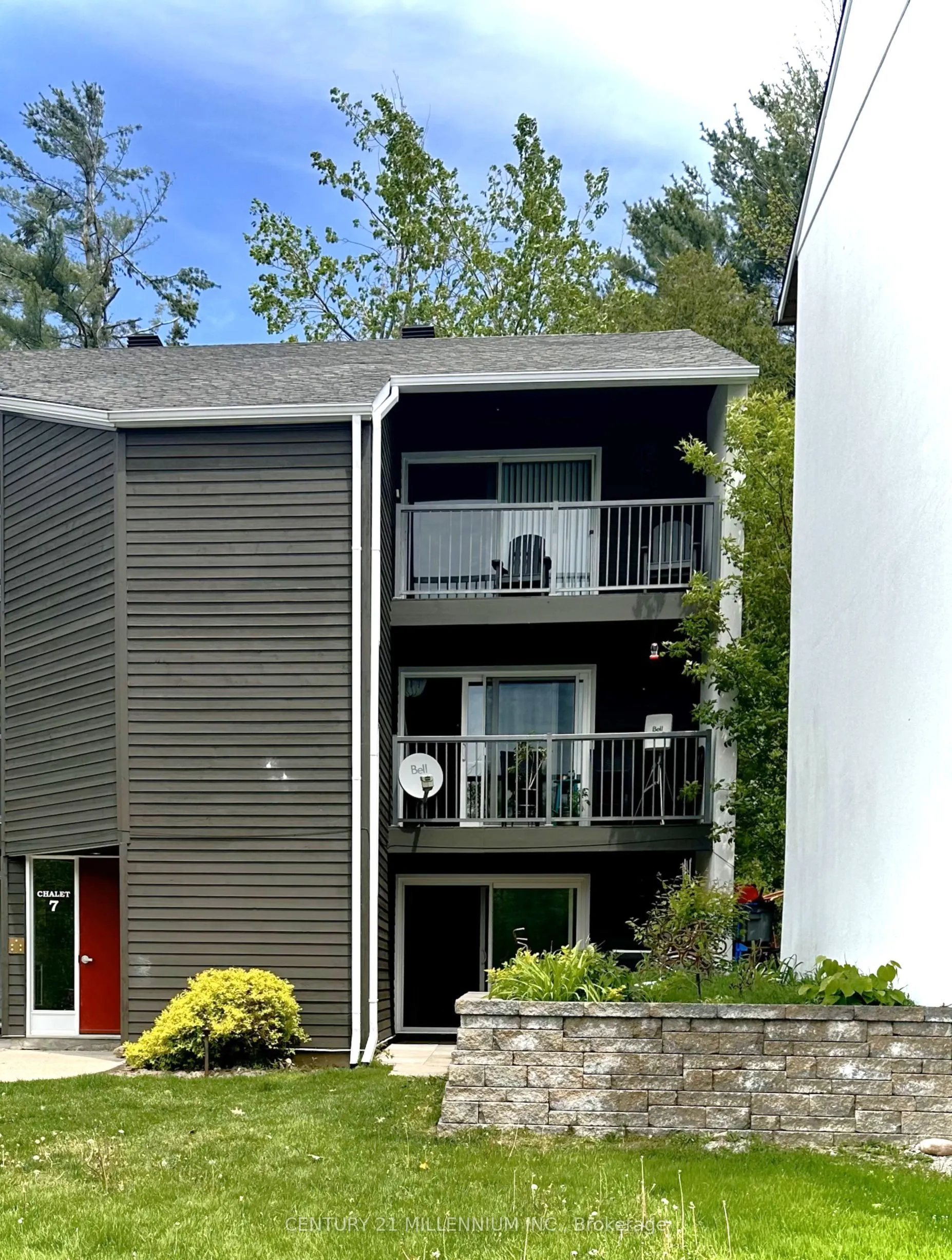1102 Horseshoe Valley Road W, #114