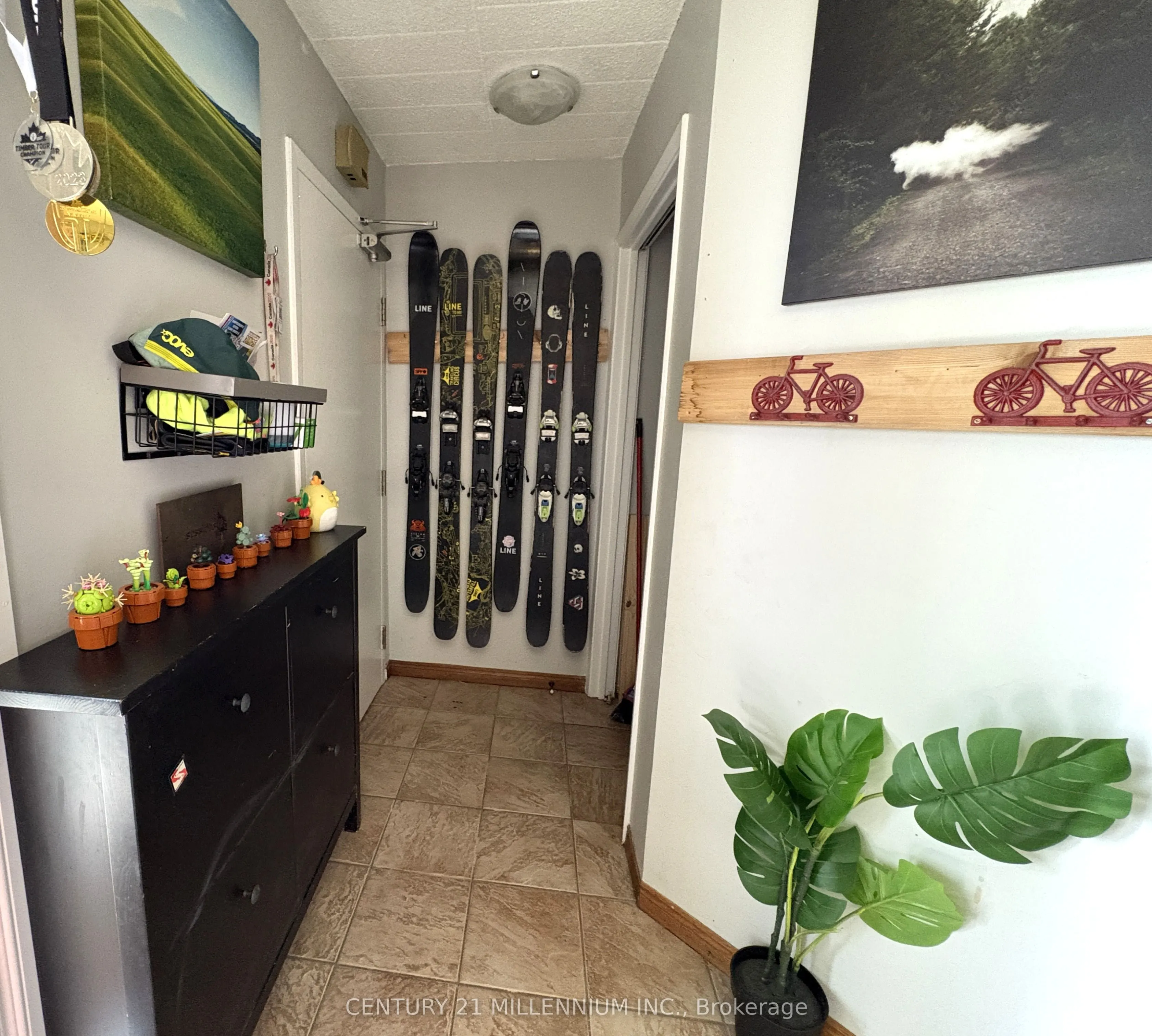 1102 Horseshoe Valley Road W, #114