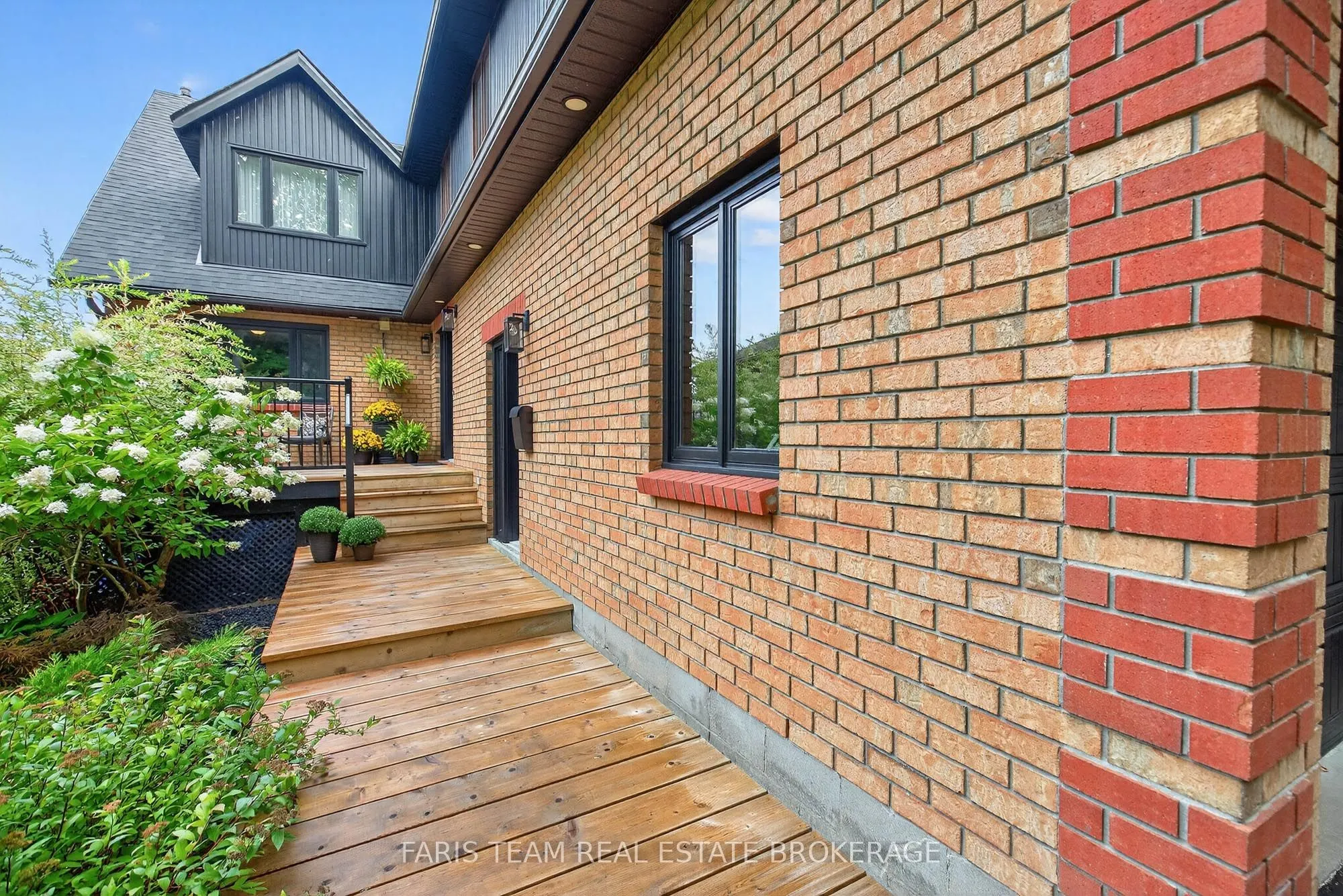 238 Robins Point Road
