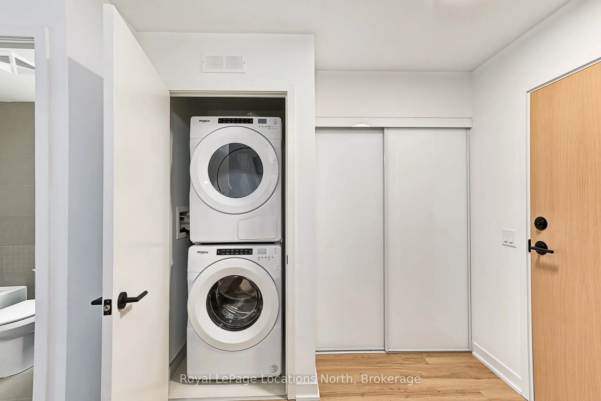 31 HURON Street, #203