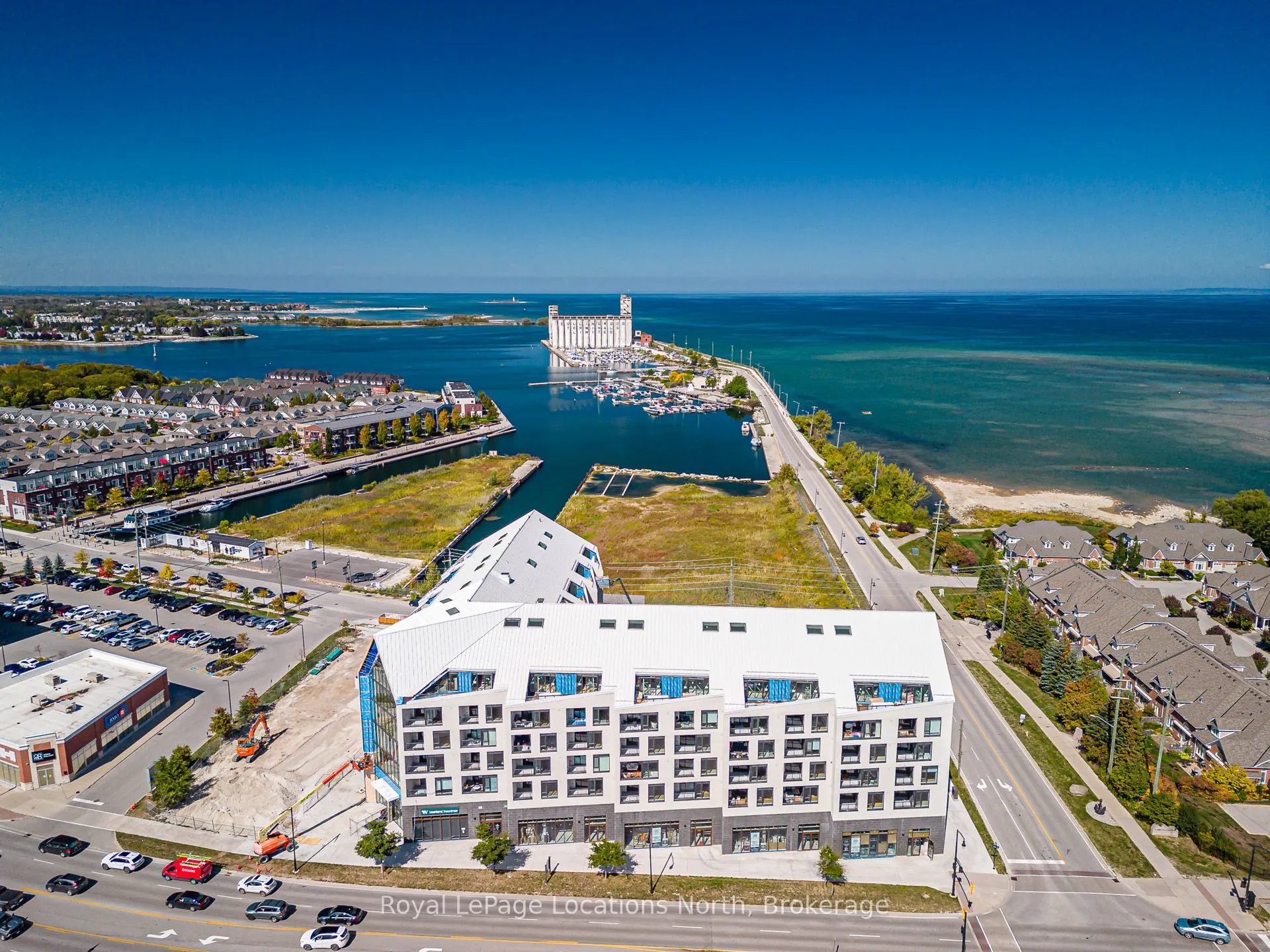 31 HURON Street, #203