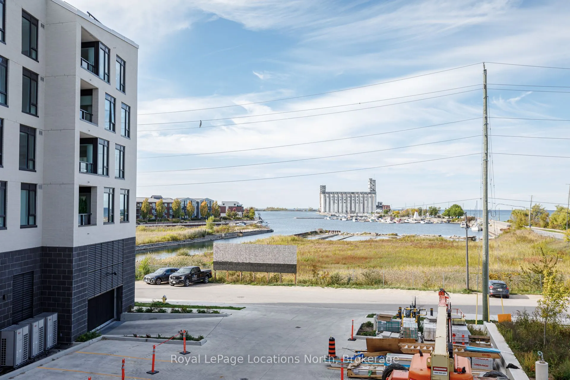 31 HURON Street, #203