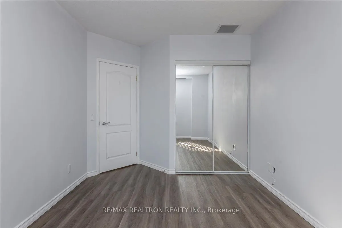 74 Ross Street, #48